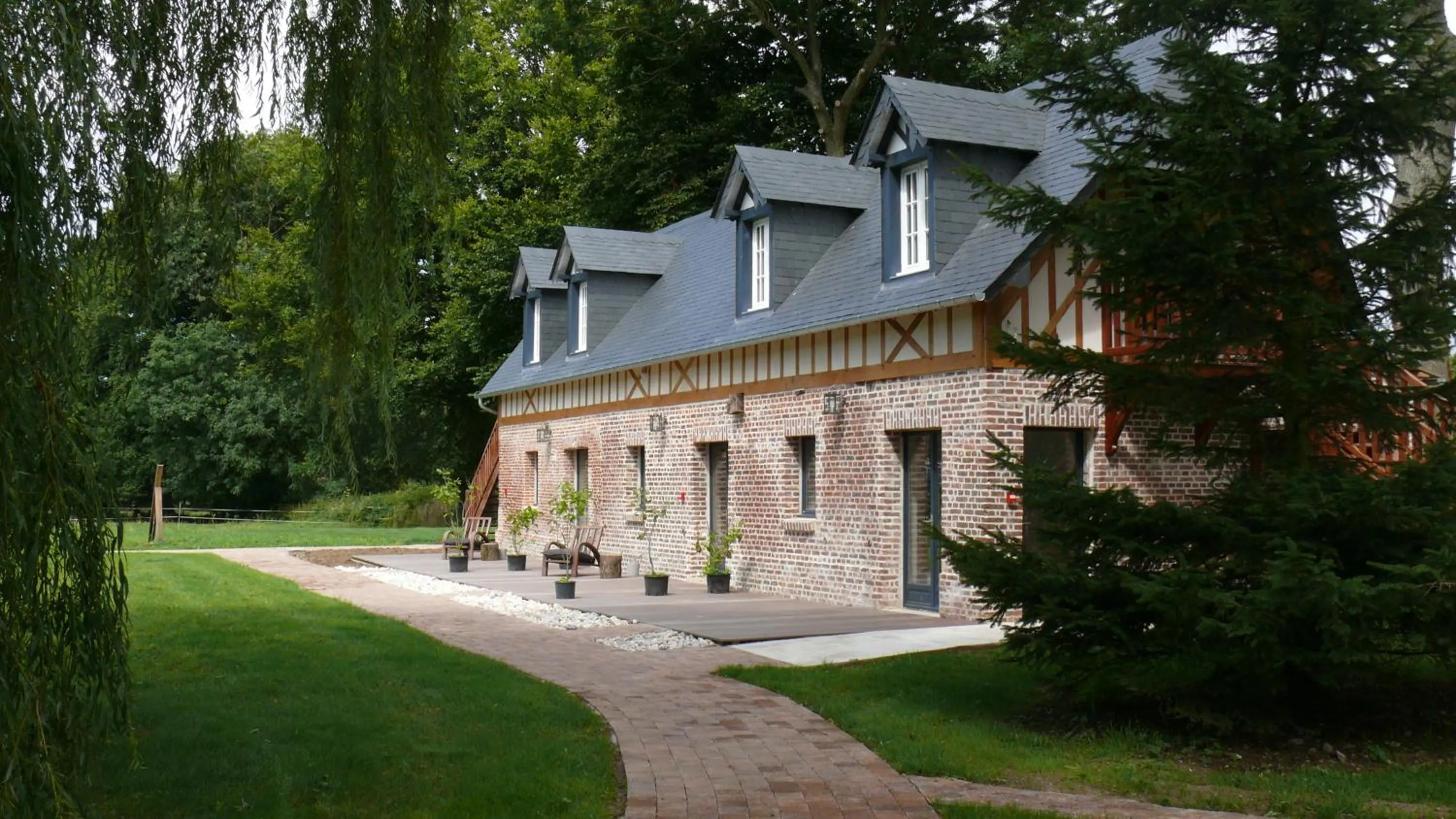 Property building in Clos Masure hôtel de campagne