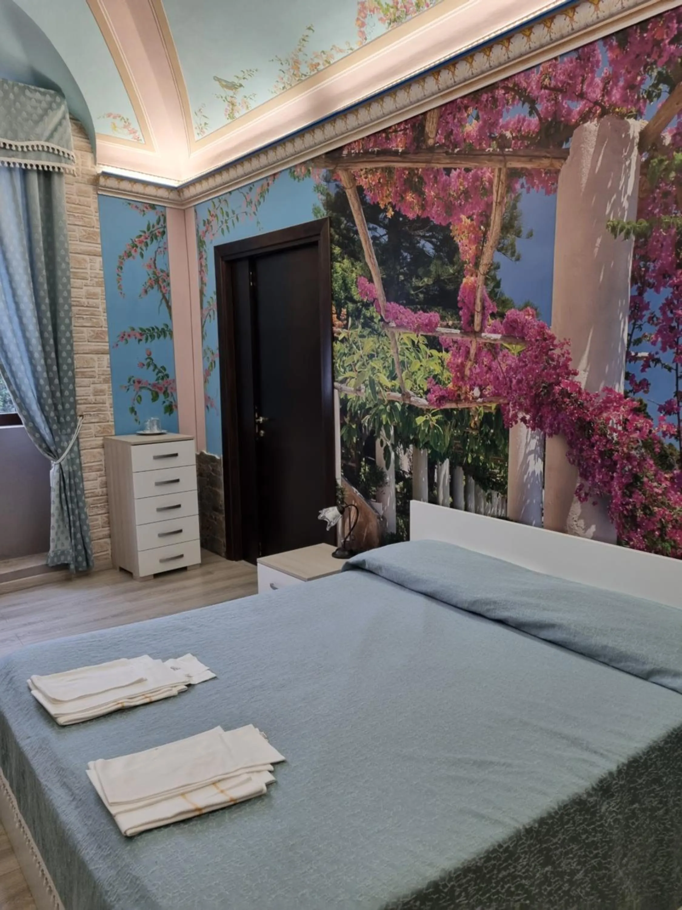 Bedroom, Bed in Palazzo Moraschi Subiaco