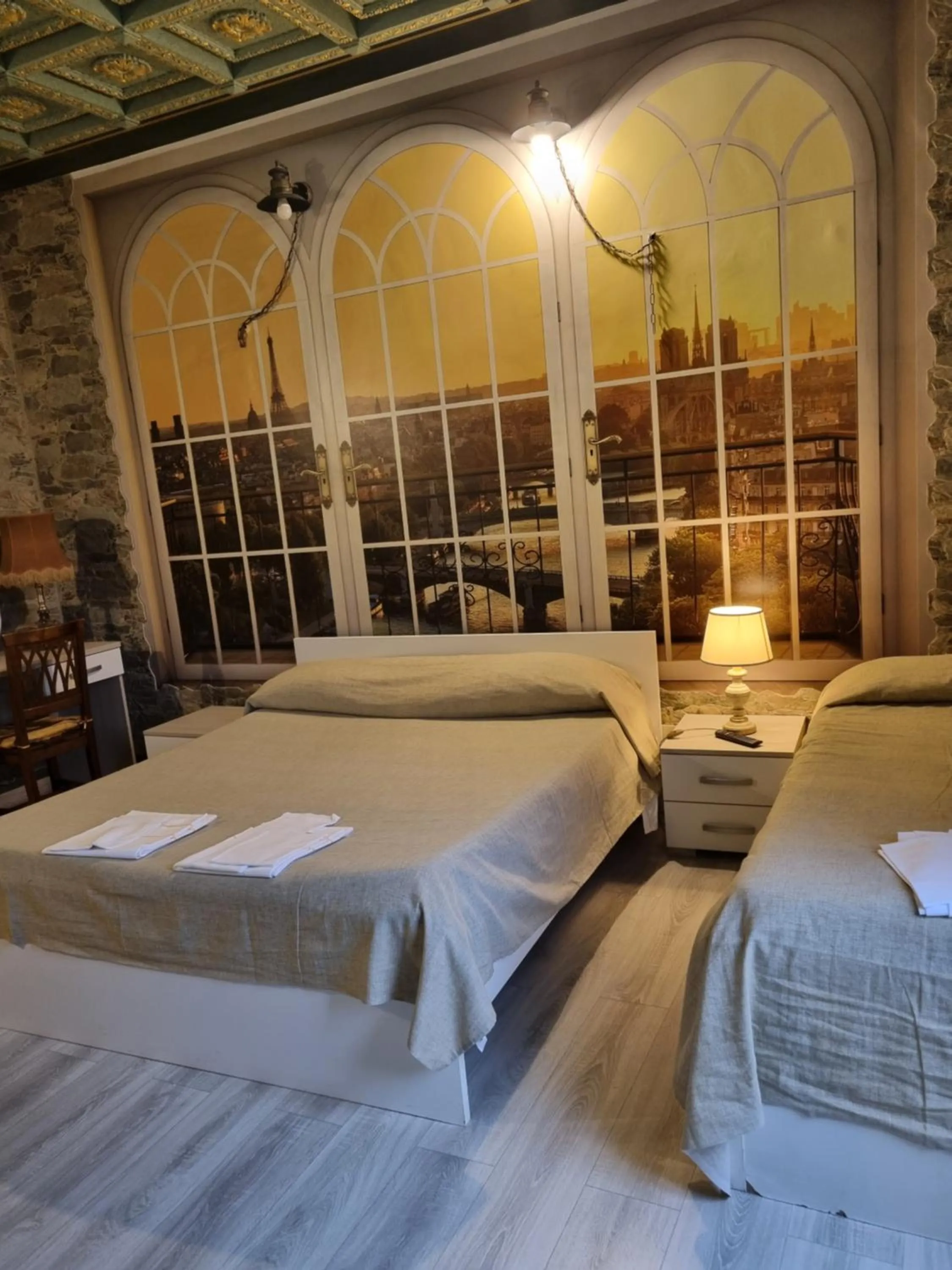 Photo of the whole room, Bed in Palazzo Moraschi Subiaco