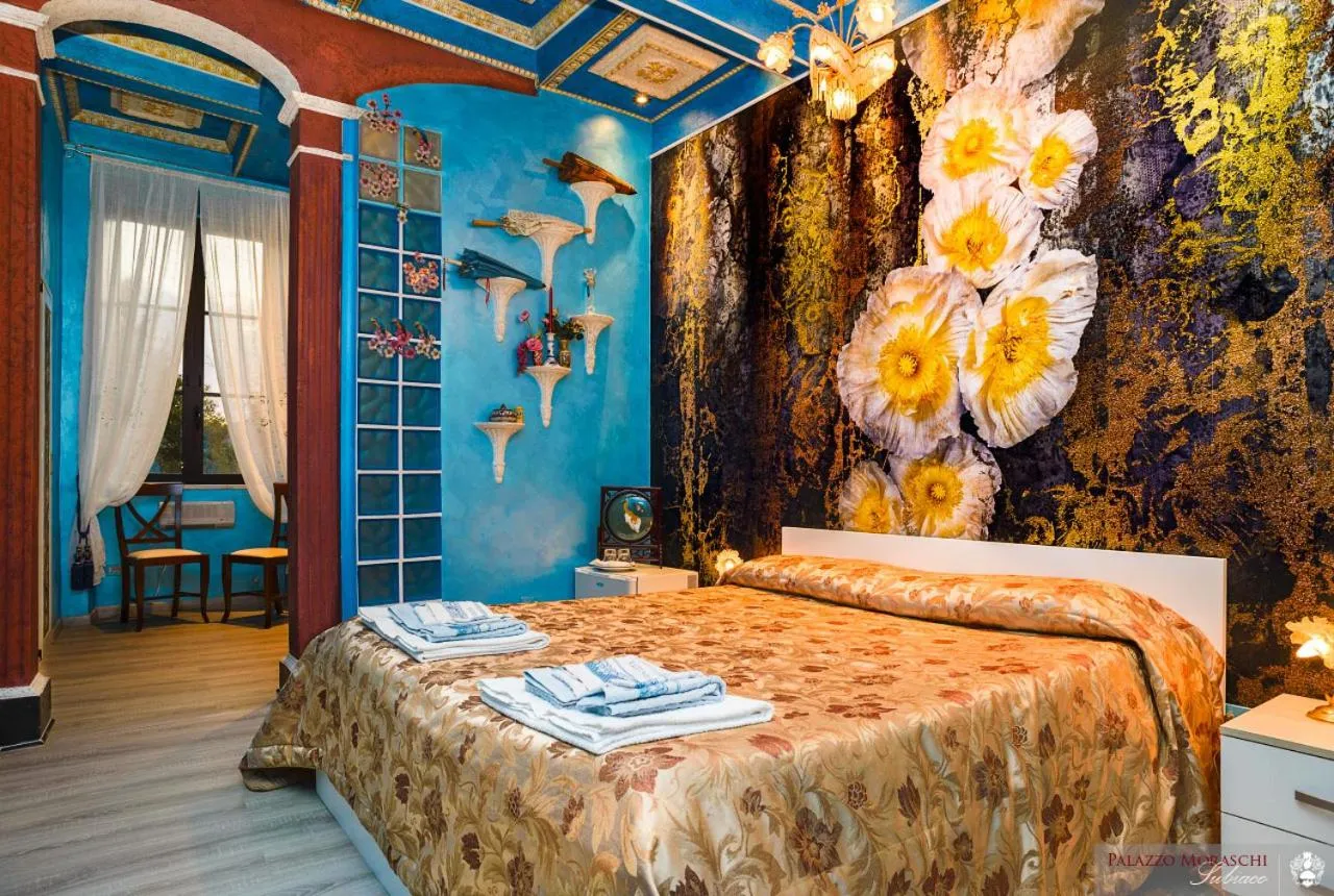 Photo of the whole room, Bed in Palazzo Moraschi Subiaco