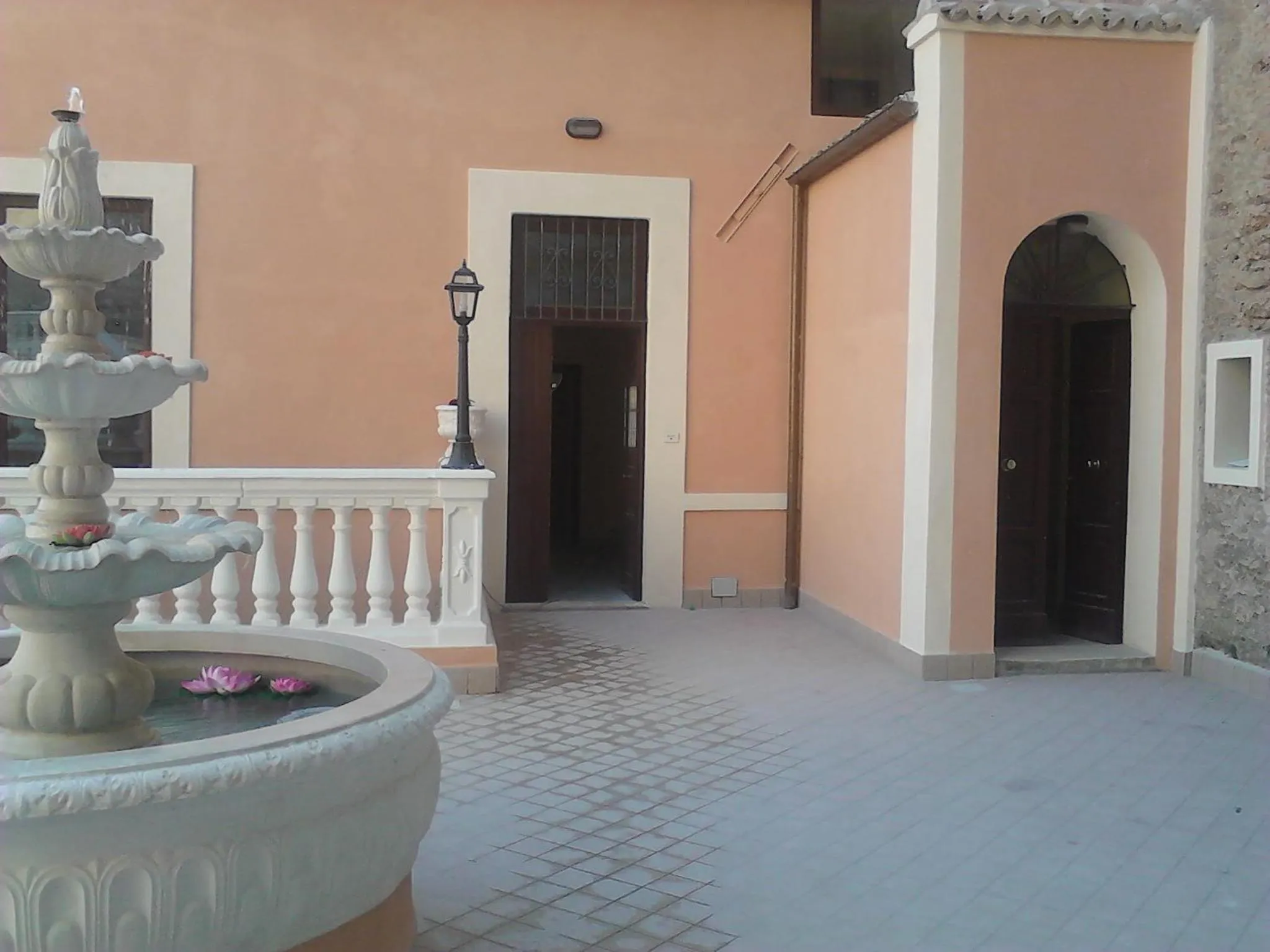 Facade/entrance in Palazzo Moraschi Subiaco