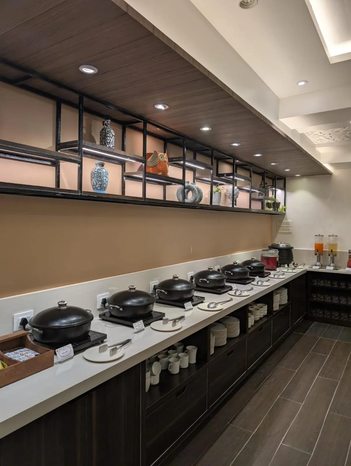Dining area in Meritas Grand Inn Calangute