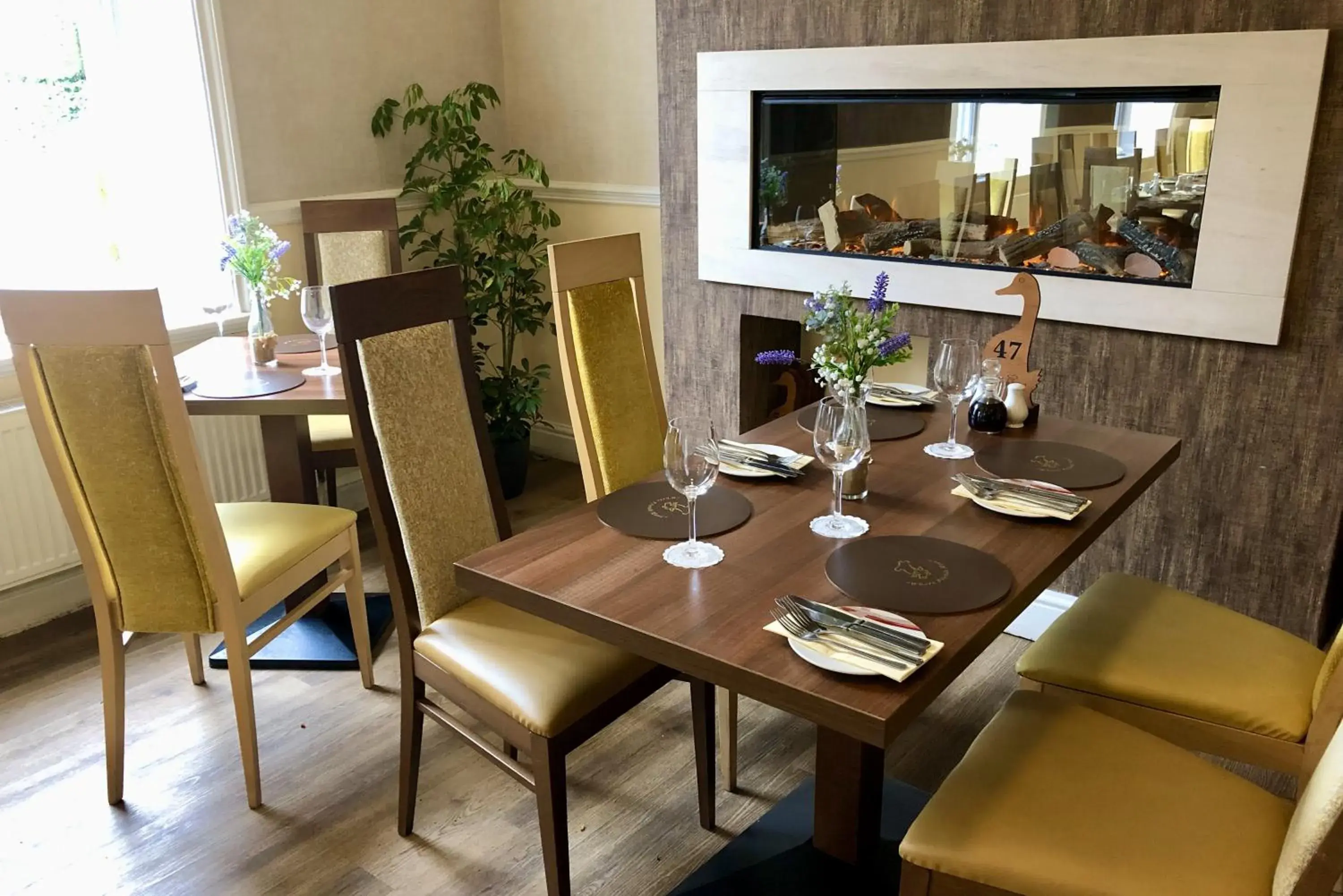 Restaurant/places to eat in Calf's Head Hotel Restaurant/places to eat in Calf's Head Hotel