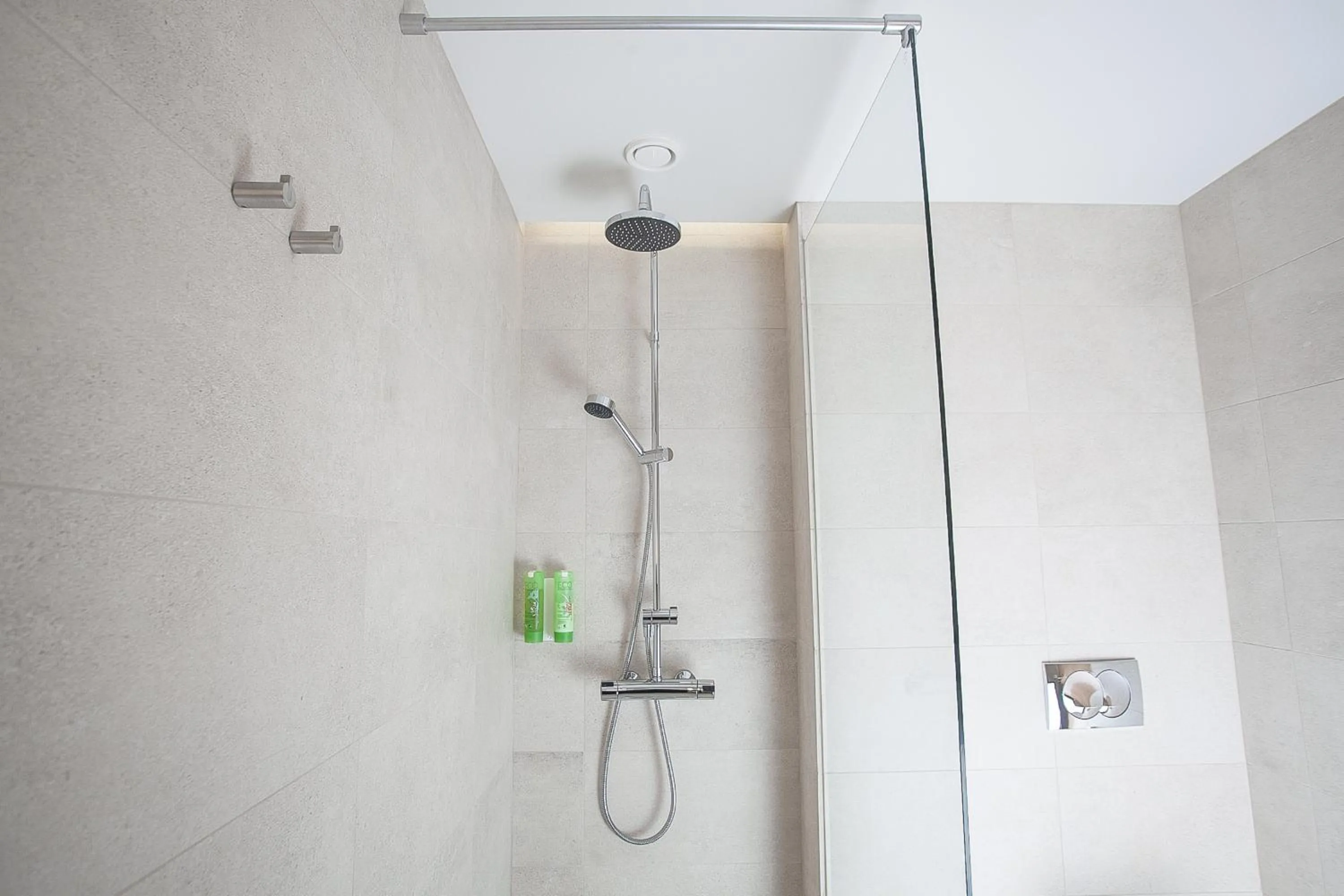 Shower in Fosshotel Reykholt