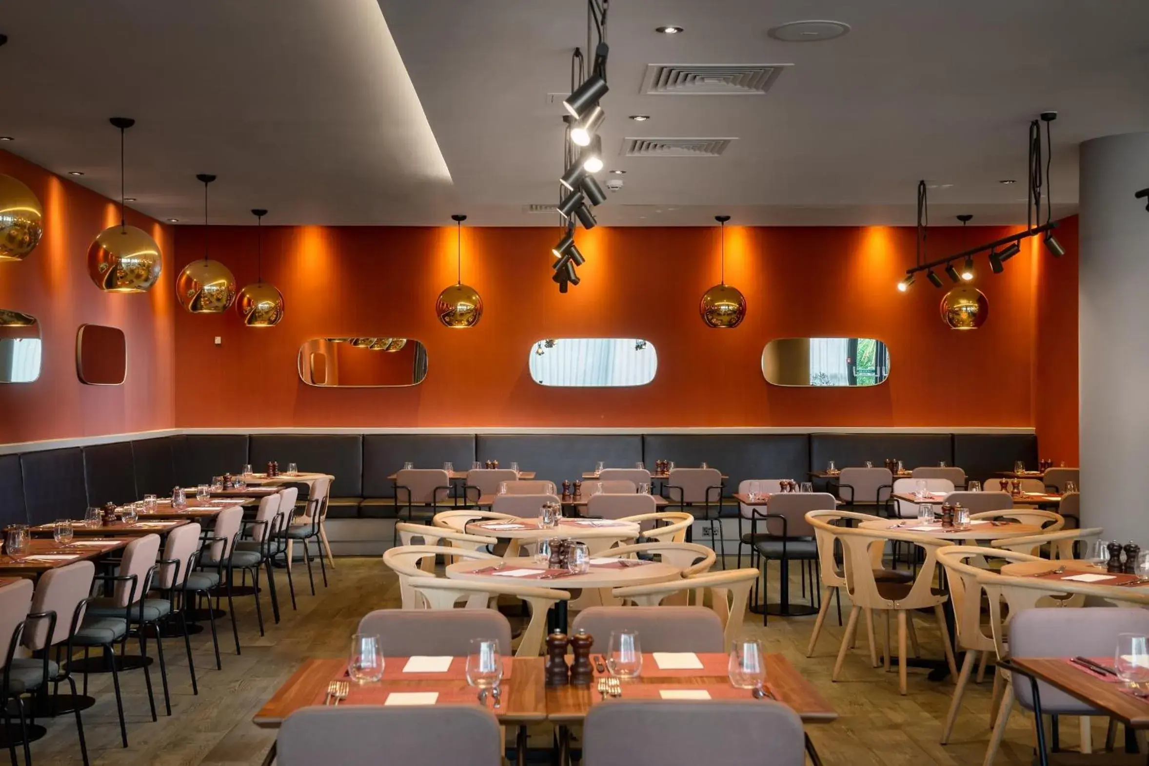 Restaurant/places to eat in Hilton Garden Inn London Heathrow Airport Restaurant/places to eat in Hilton Garden Inn London Heathrow Airport