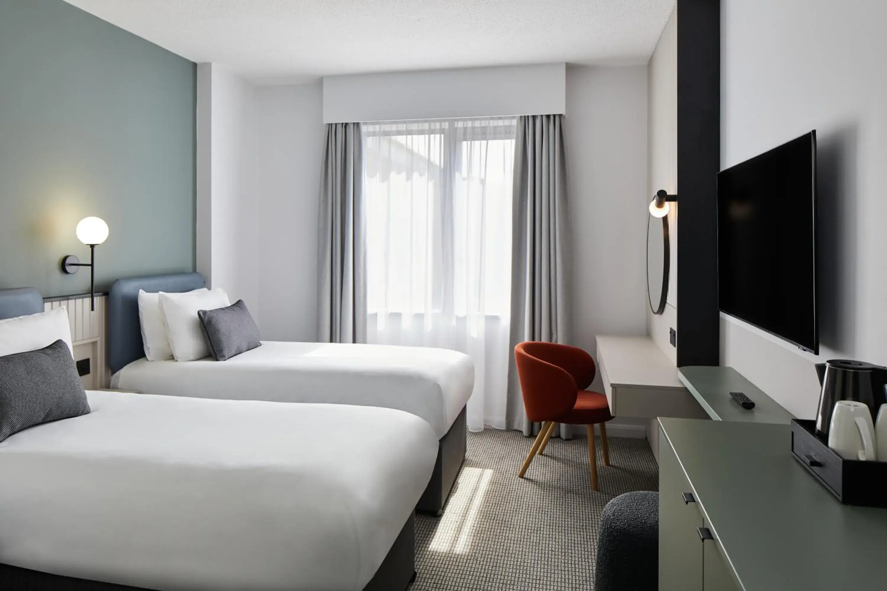 Standard Twin Room in Leonardo Hotel Dublin Parnell Street Standard Twin Room in Leonardo Hotel Dublin Parnell Street