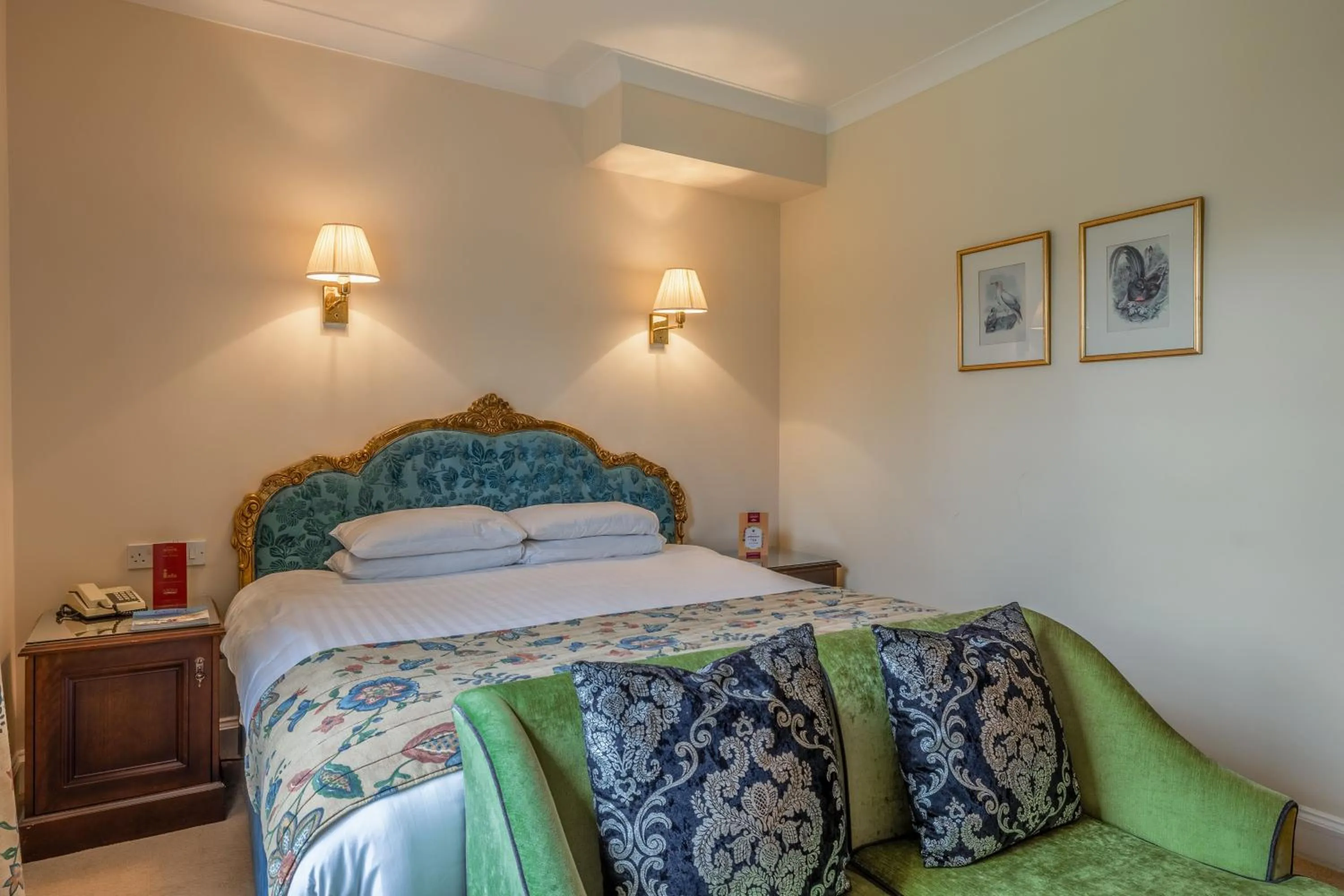 Bedroom, Bed in Muthu Newton Hotel (Near Inverness Airport)