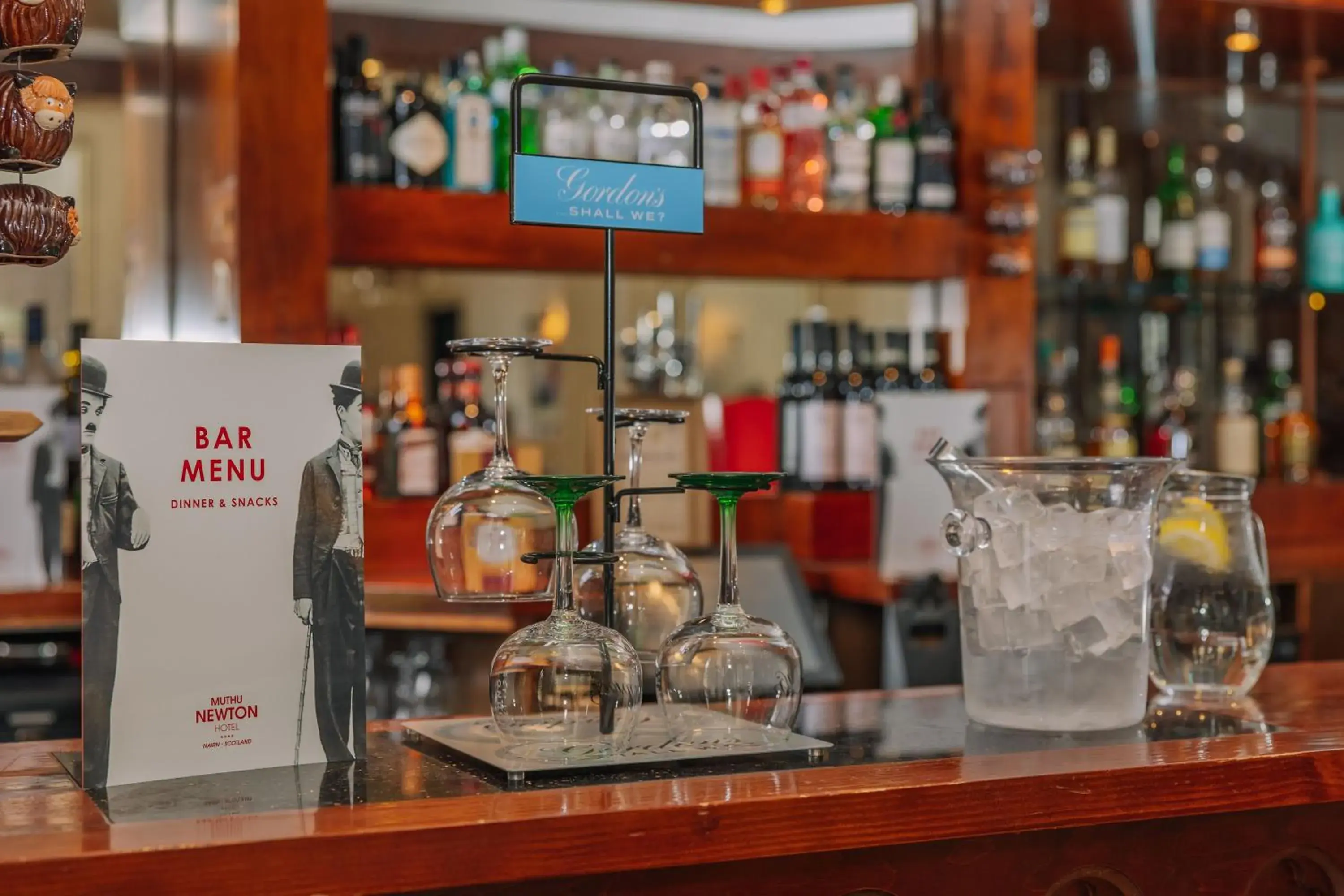 Lounge or bar in Muthu Newton Hotel (Near Inverness Airport) Lounge or bar in Muthu Newton Hotel (Near Inverness Airport)