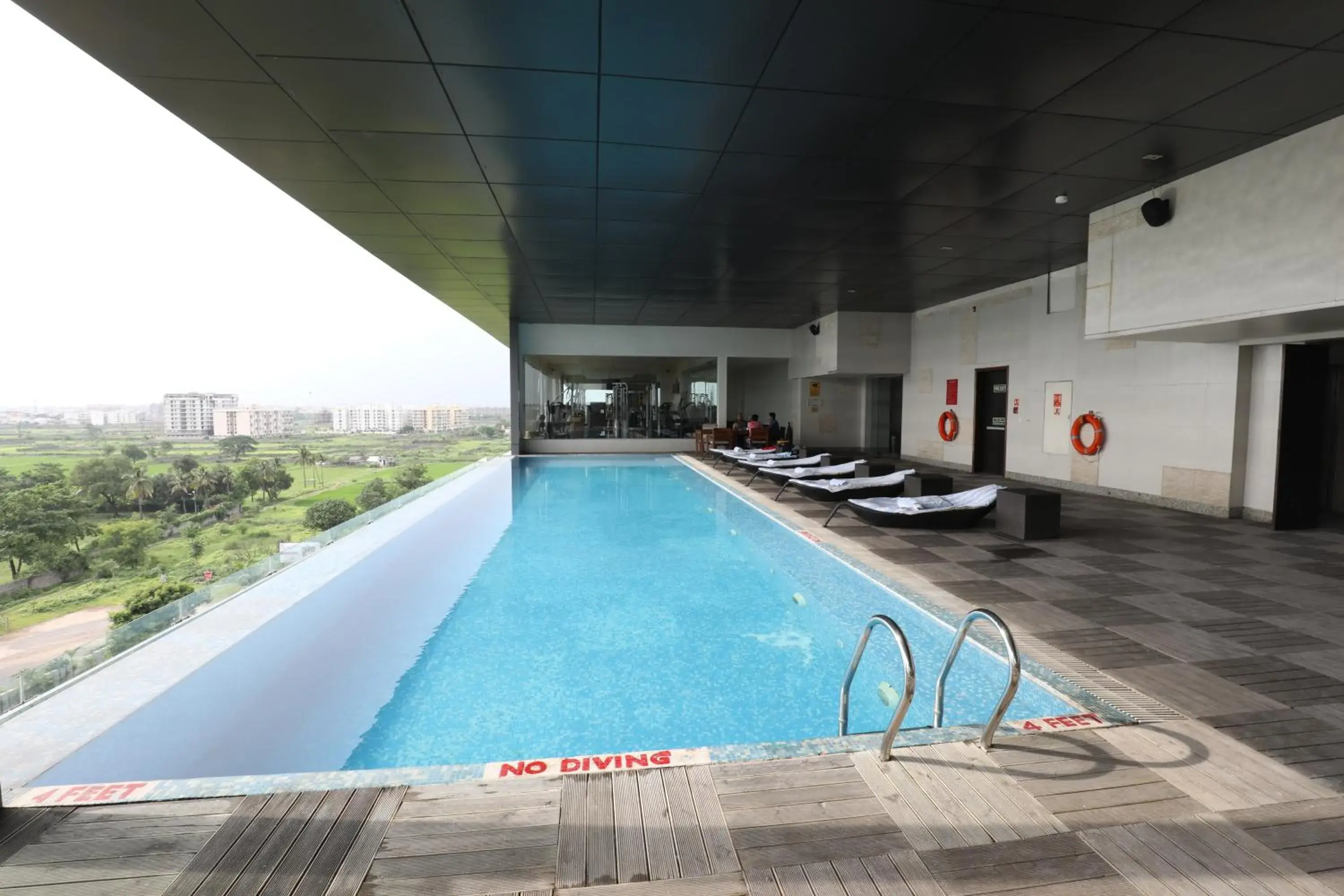 Swimming pool in Sayaji Raipur Swimming pool in Sayaji Raipur