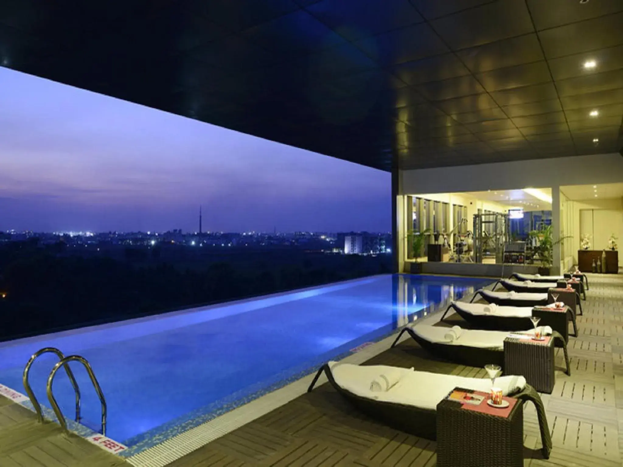 Swimming pool in Sayaji Raipur Swimming pool in Sayaji Raipur