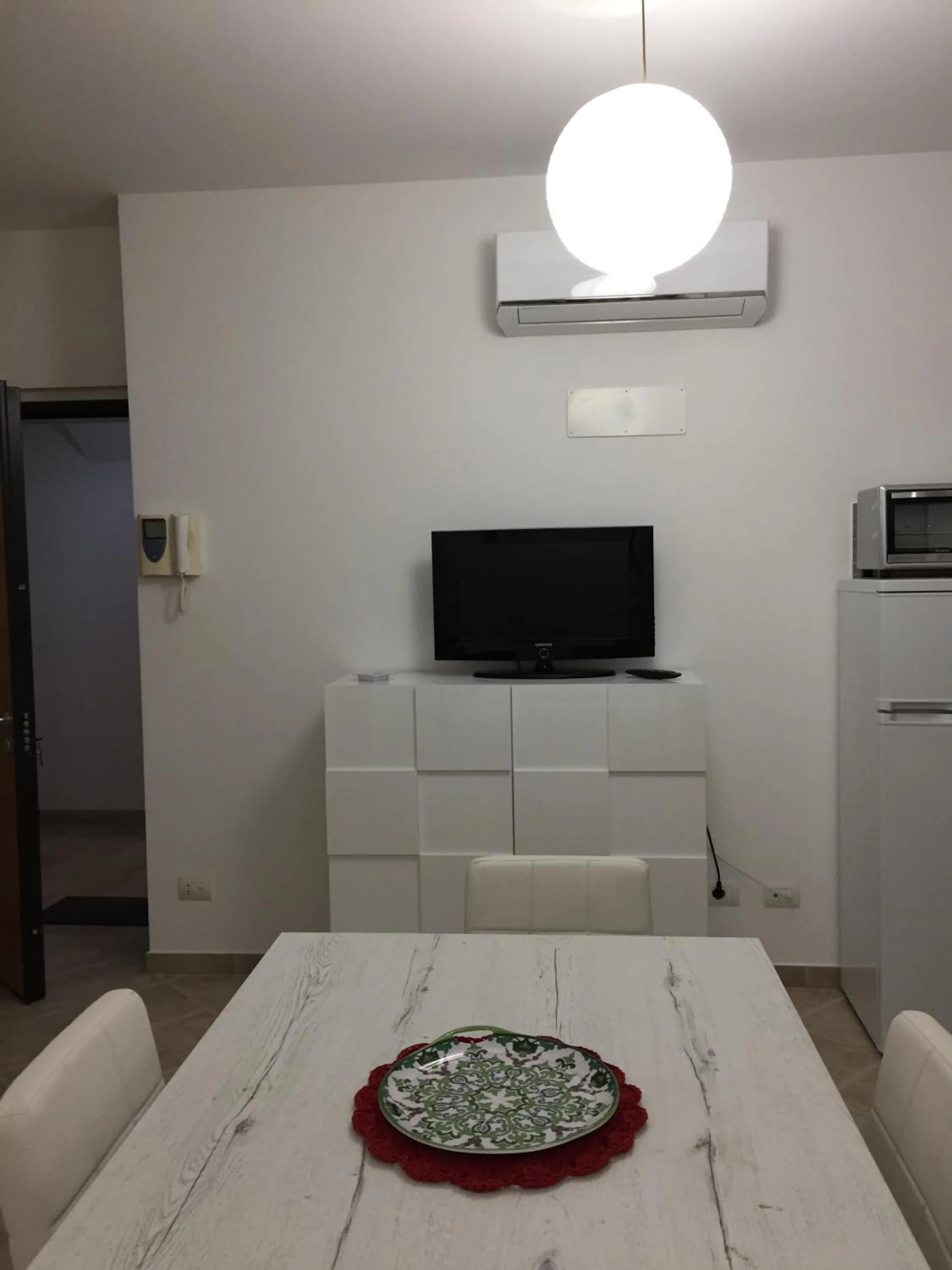 Dining area in Salieri Apartment