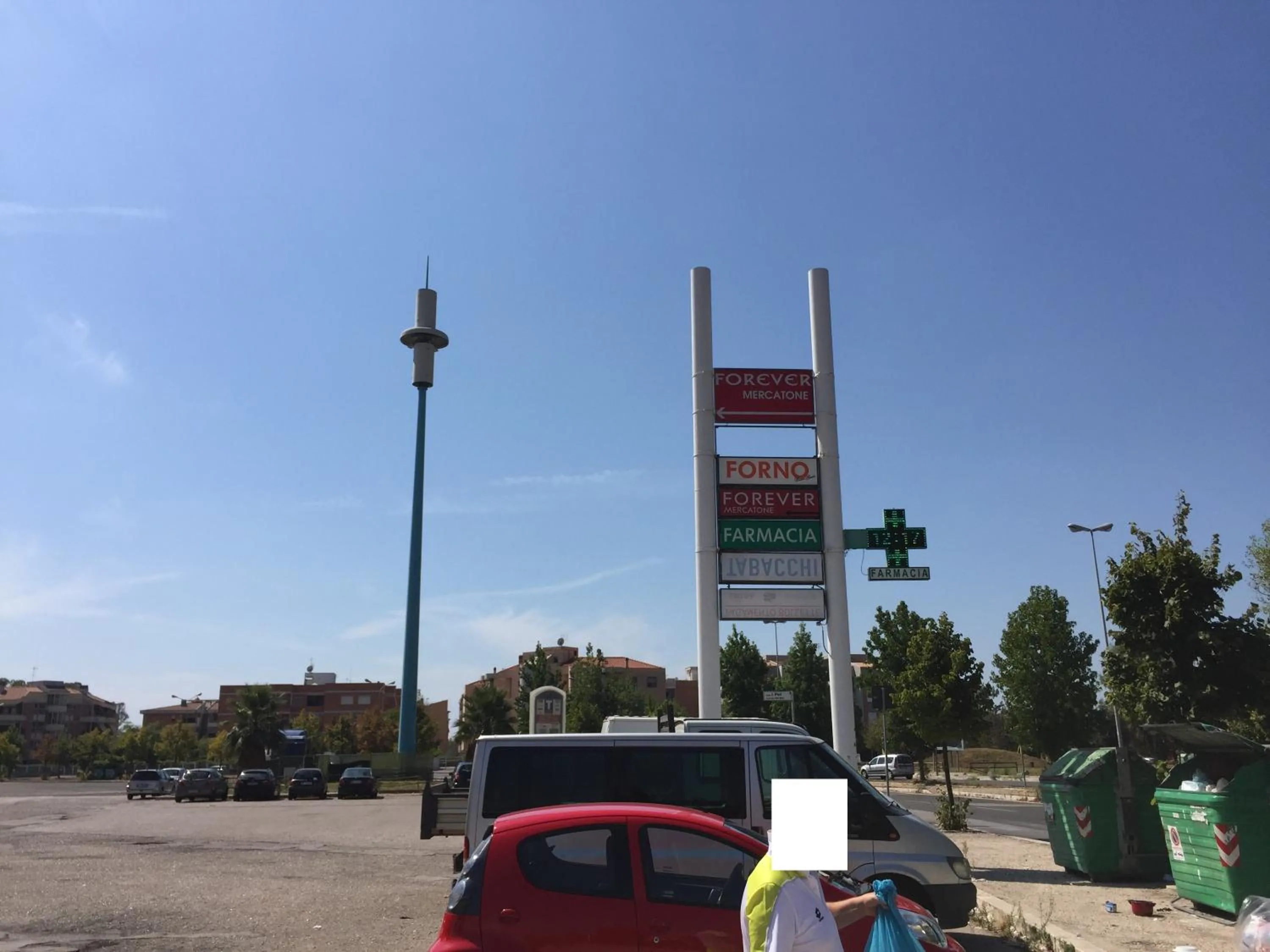 Restaurant/places to eat in Salieri Apartment