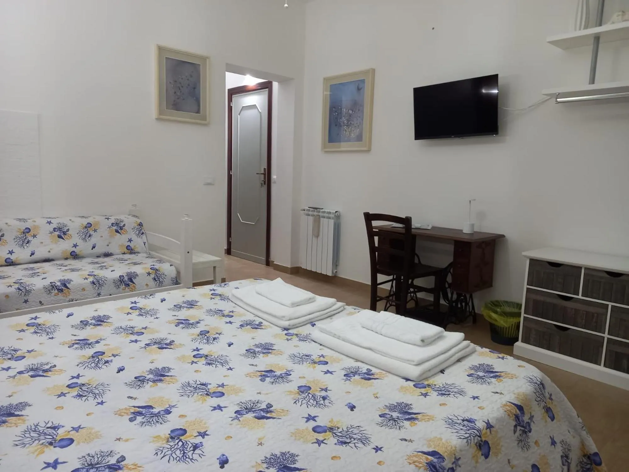 Bed in Villa Giulia Tonnara di Bonagia