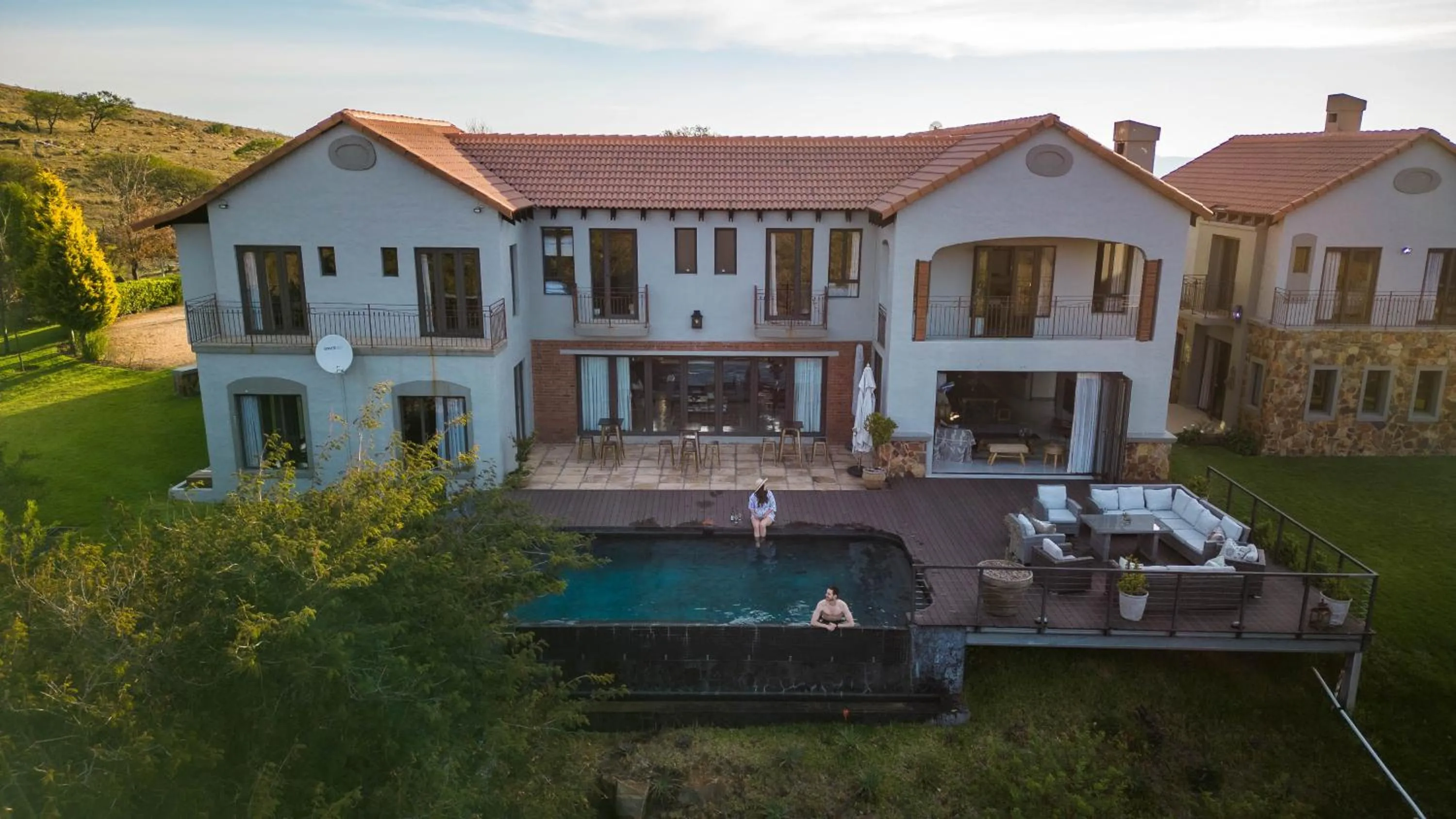 Mount High Luxury Country Estate
