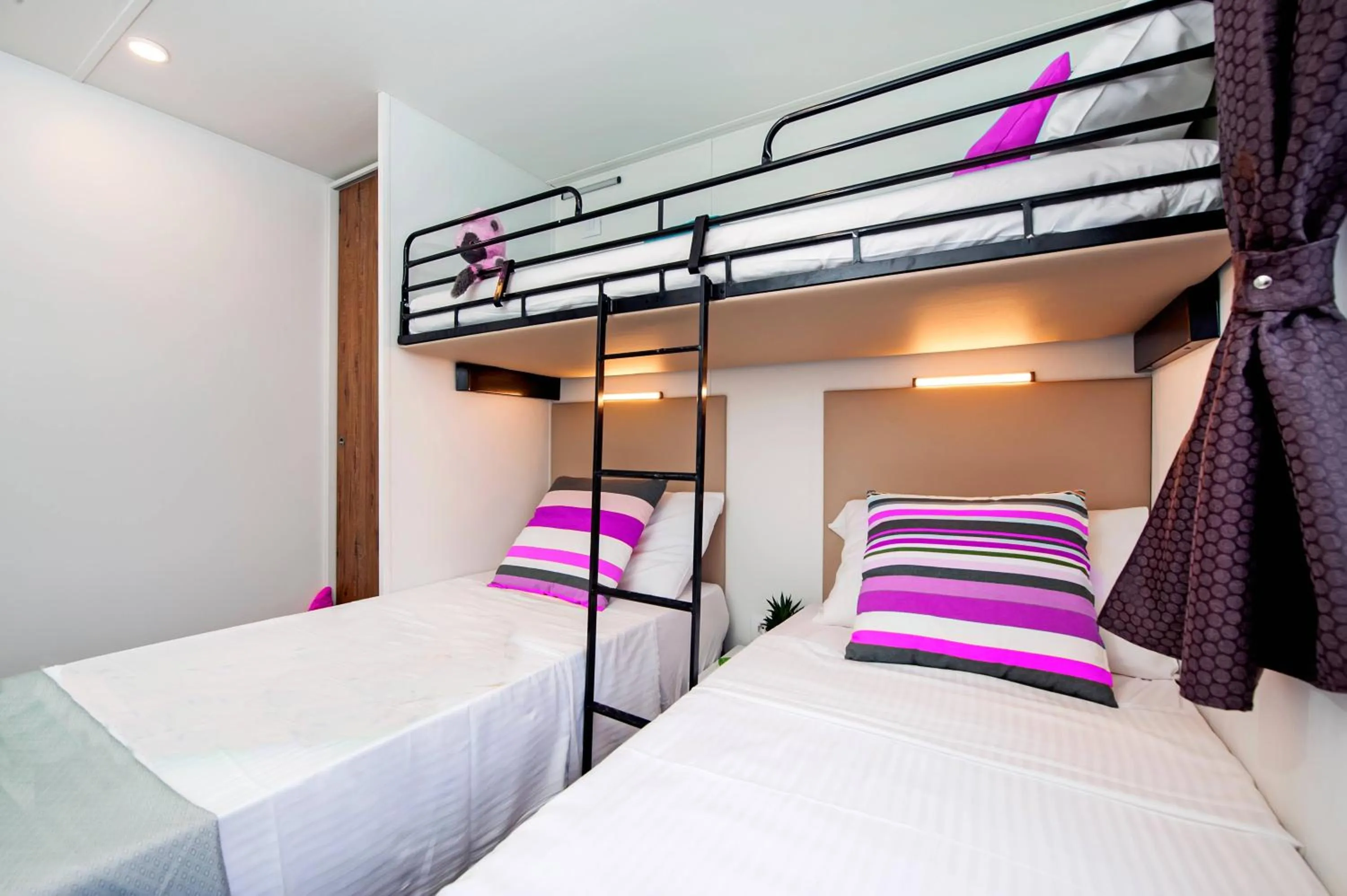 Bed in Glamping and Mobile Homes Lavanda - Holiday Centre Bi VIllage