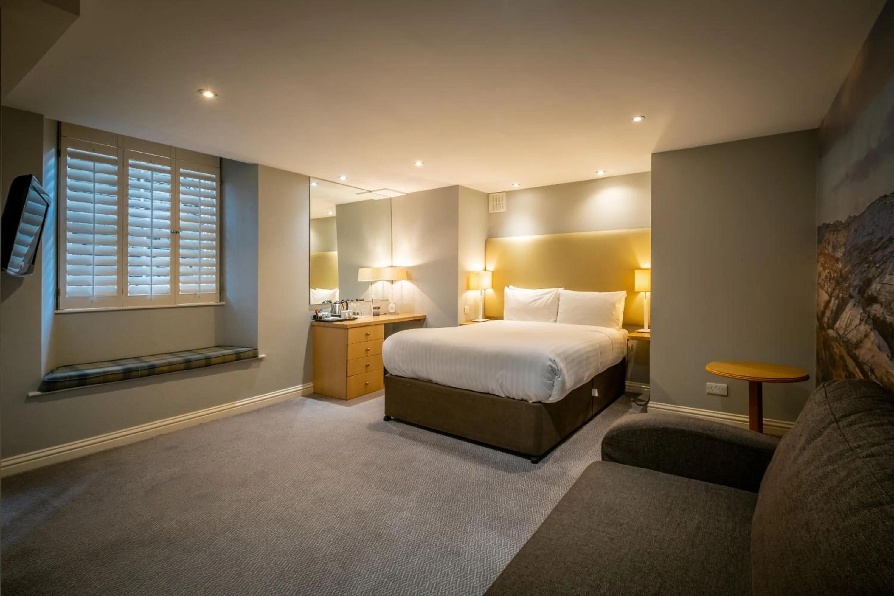 Photo of the whole room, Bed in Ambleside Townhouse