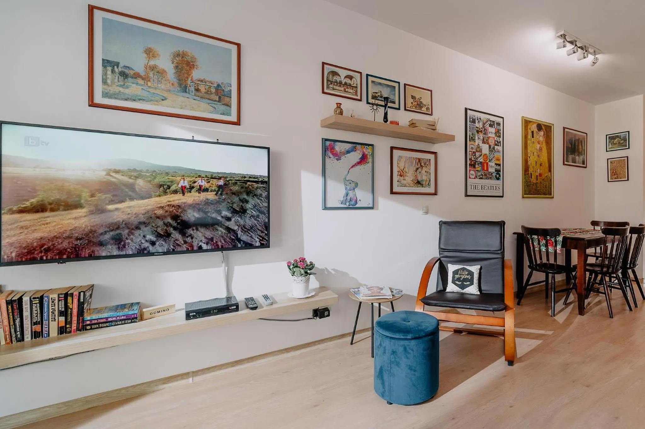 Living room in Veli Hills Apartments