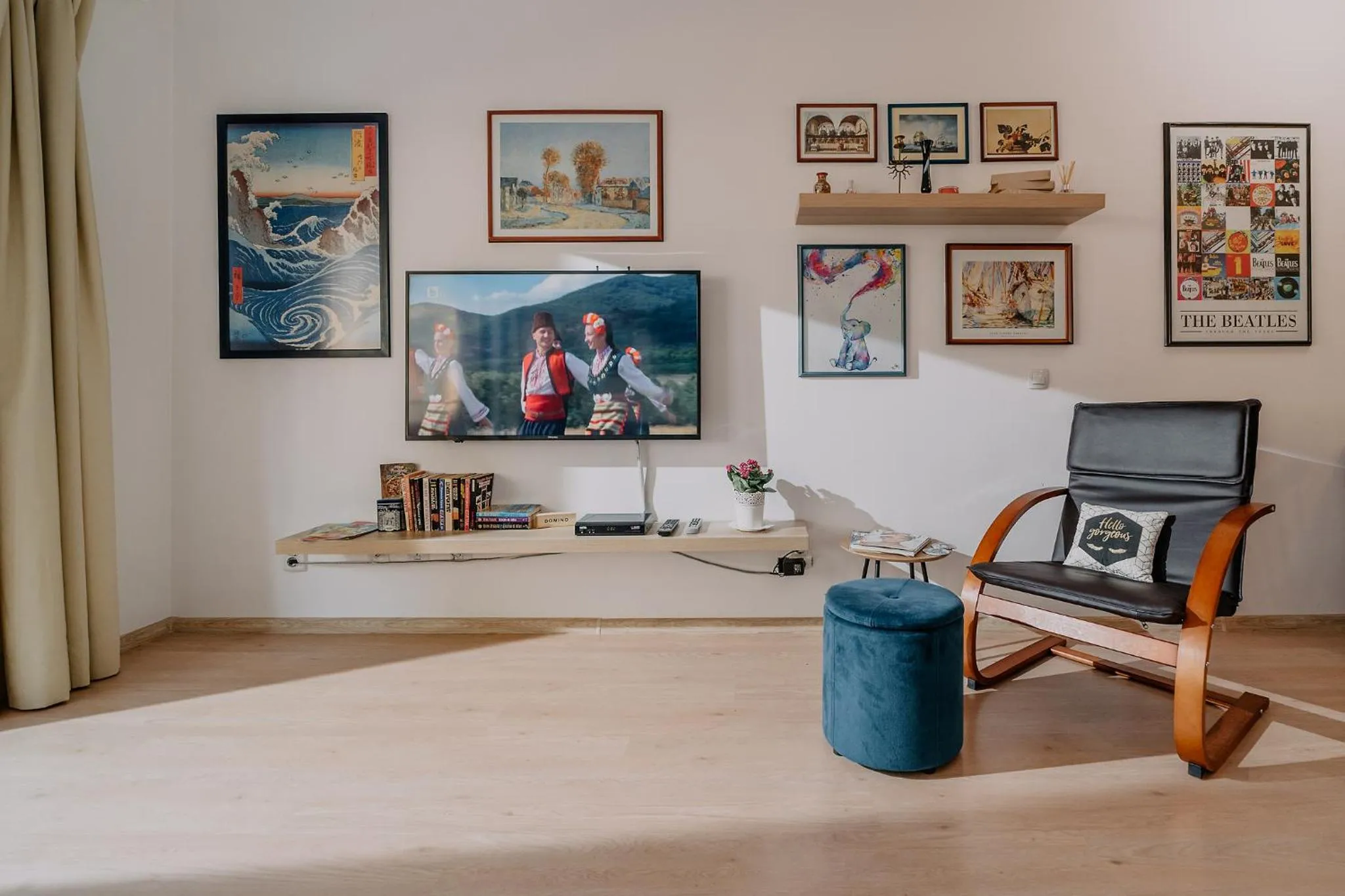 TV and multimedia in Veli Hills Apartments
