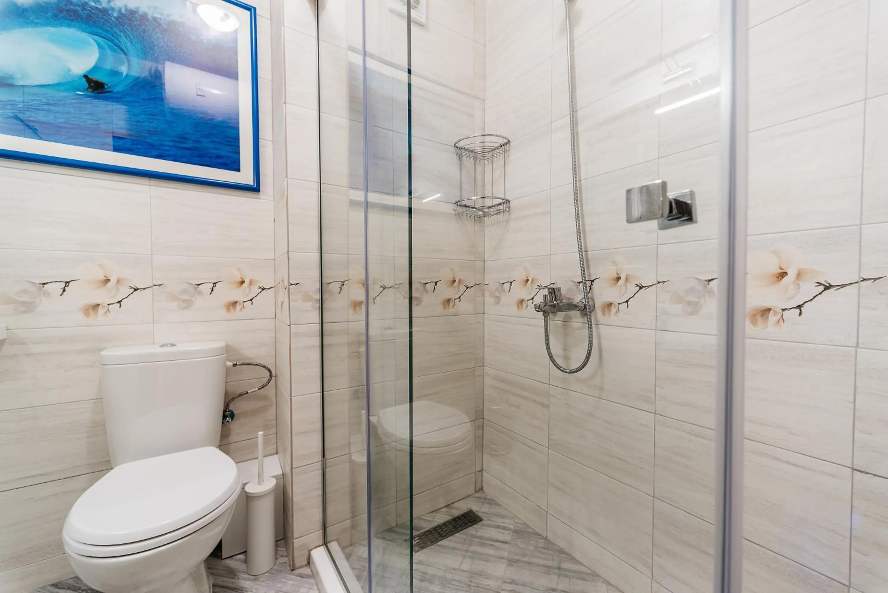 Shower in Veli Hills Apartments