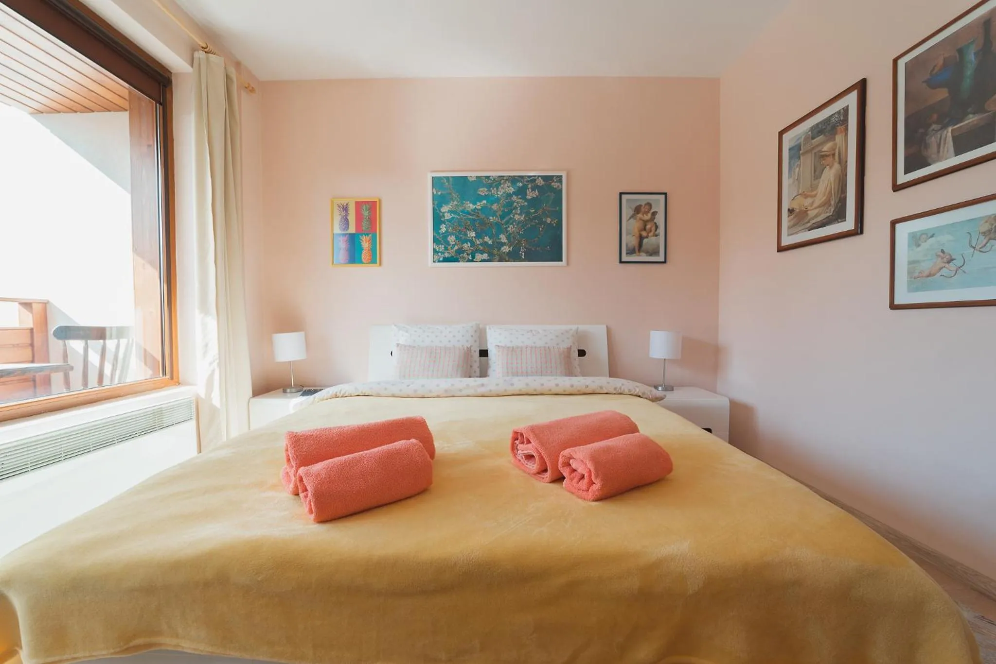 Bedroom, Bed in Veli Hills Apartments