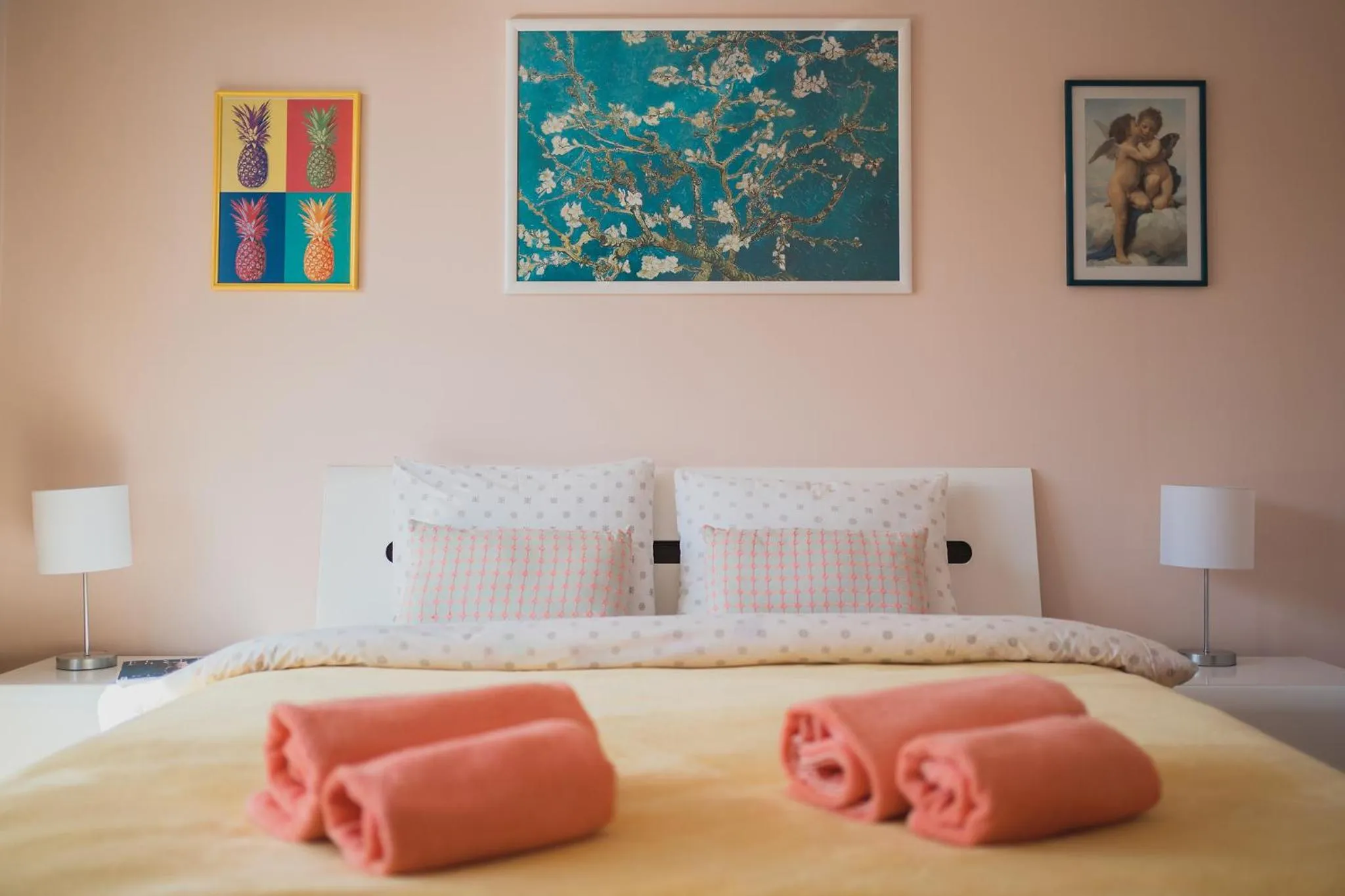 Bed in Veli Hills Apartments