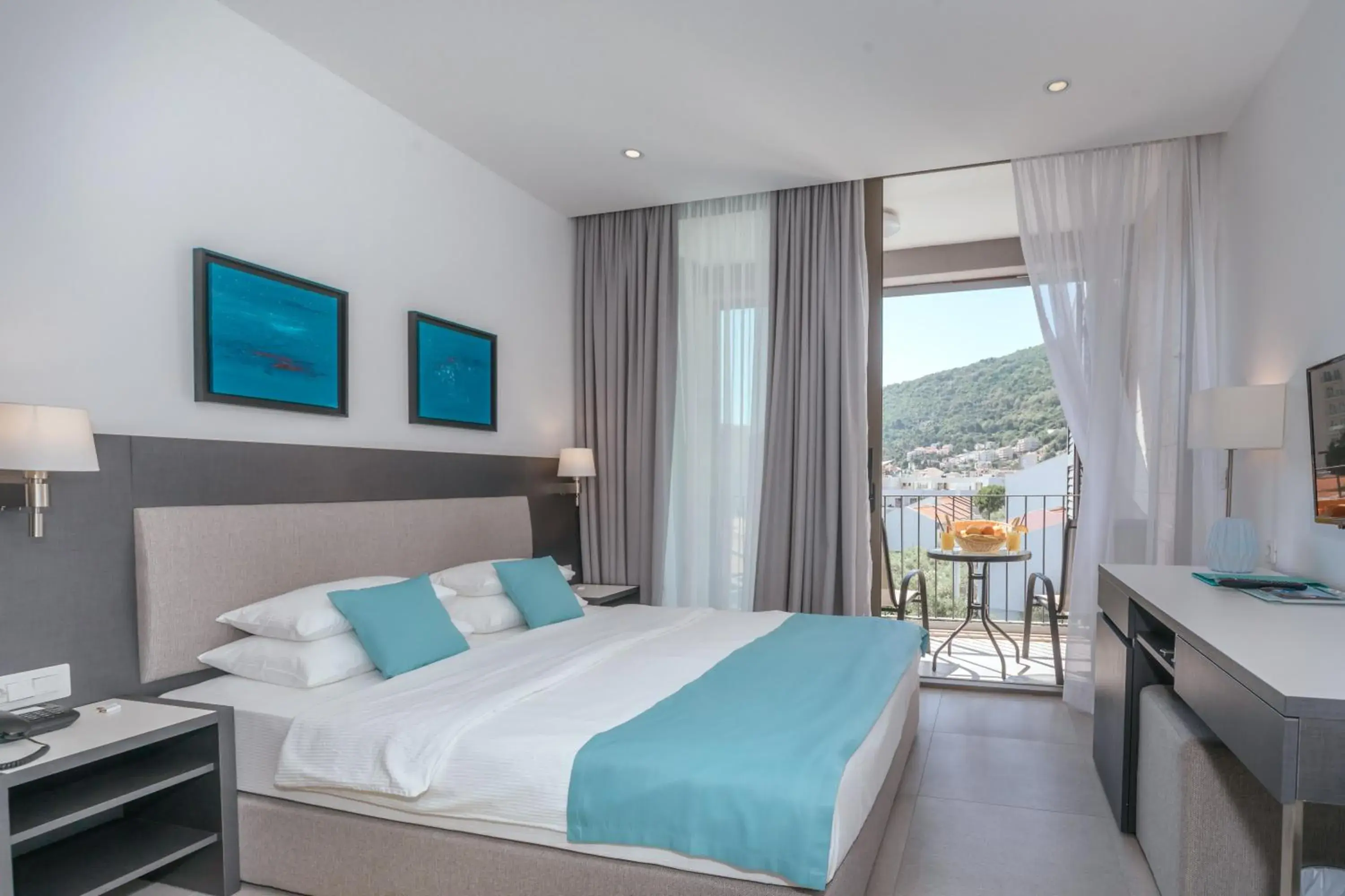 Superior Double Room with Balcony in Hotel Eleven Superior Double Room with Balcony in Hotel Eleven