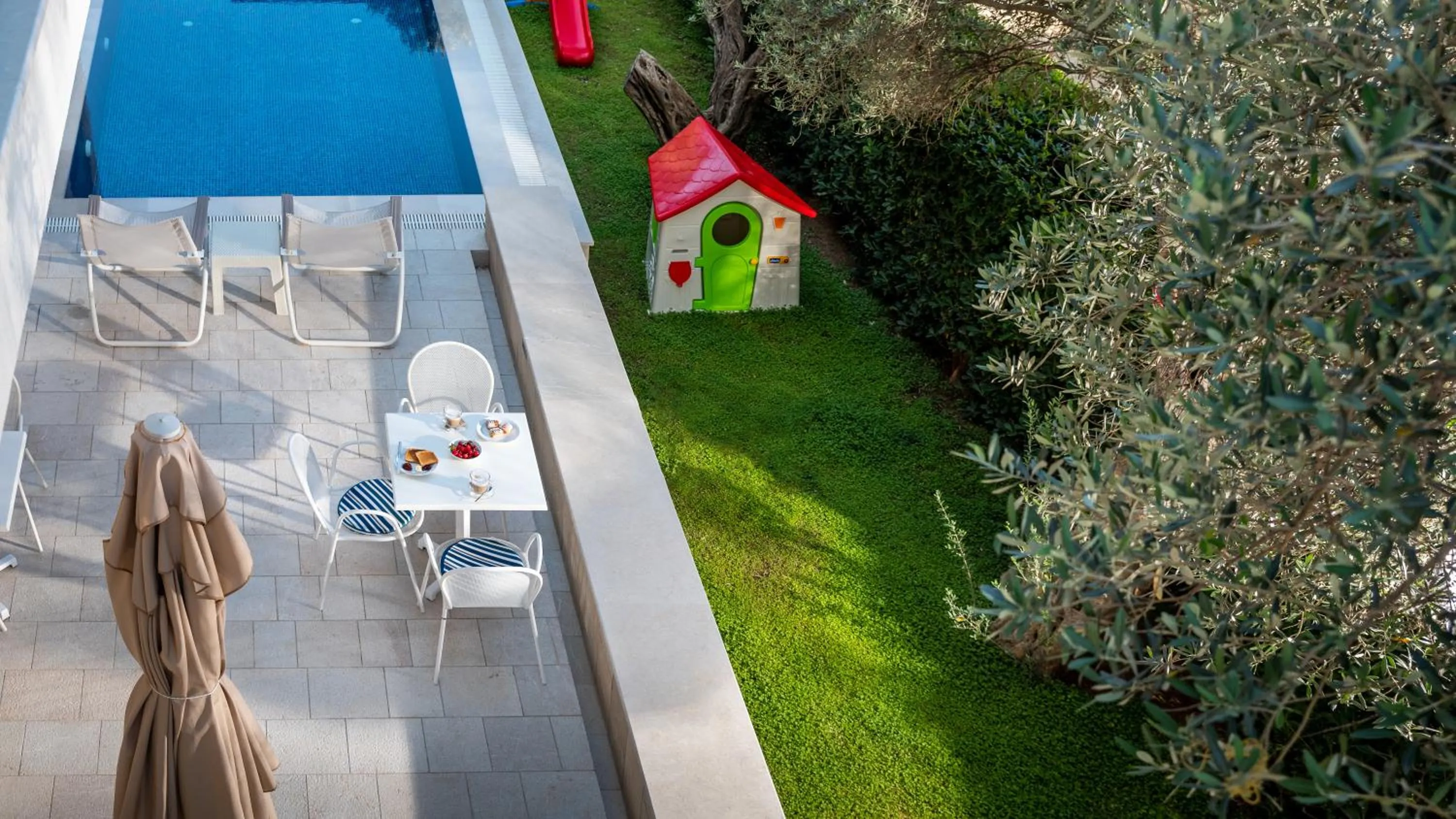 Garden in Hotel Eleven