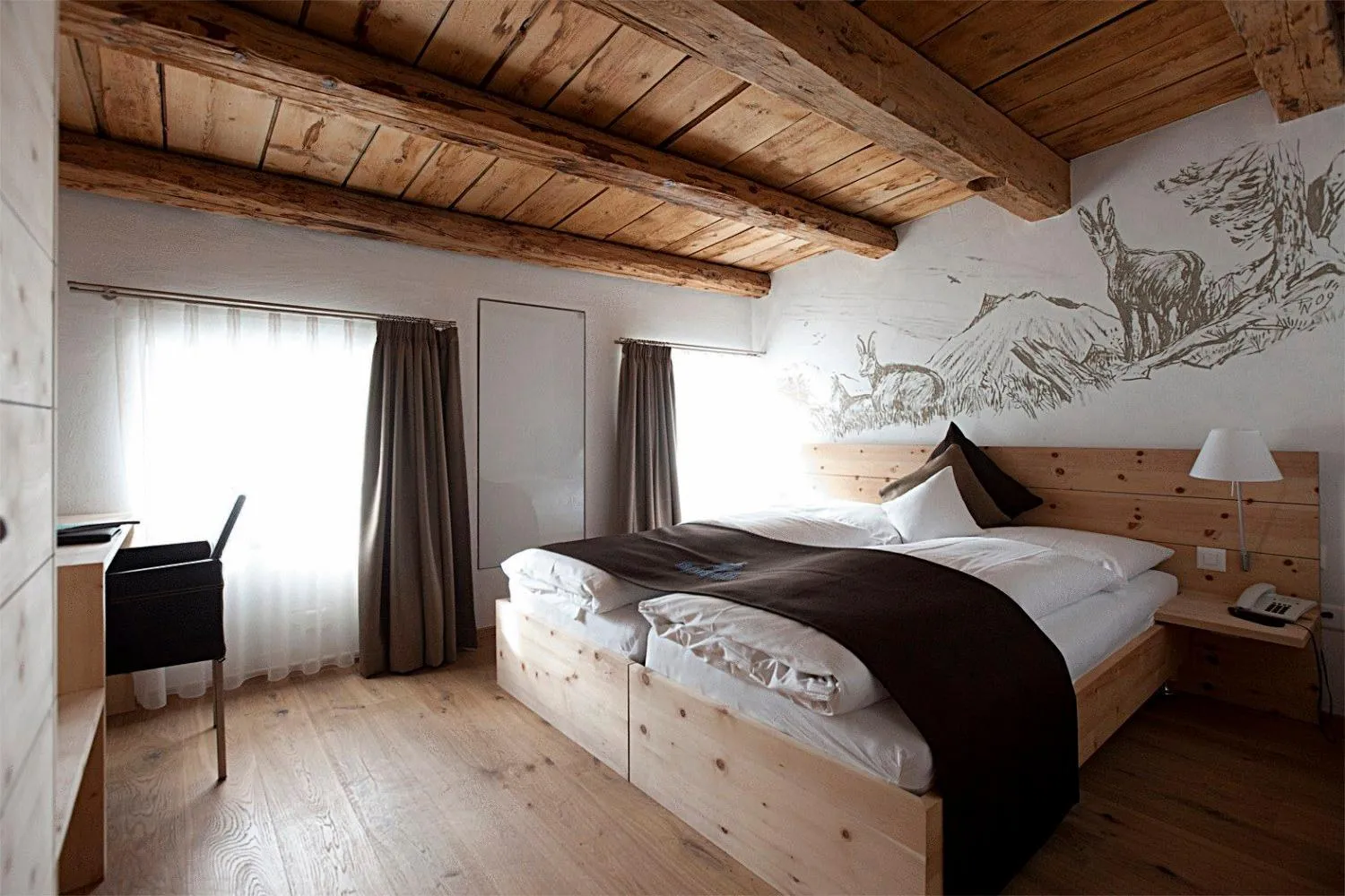 Bed in Hotel Crusch Alba Zernez