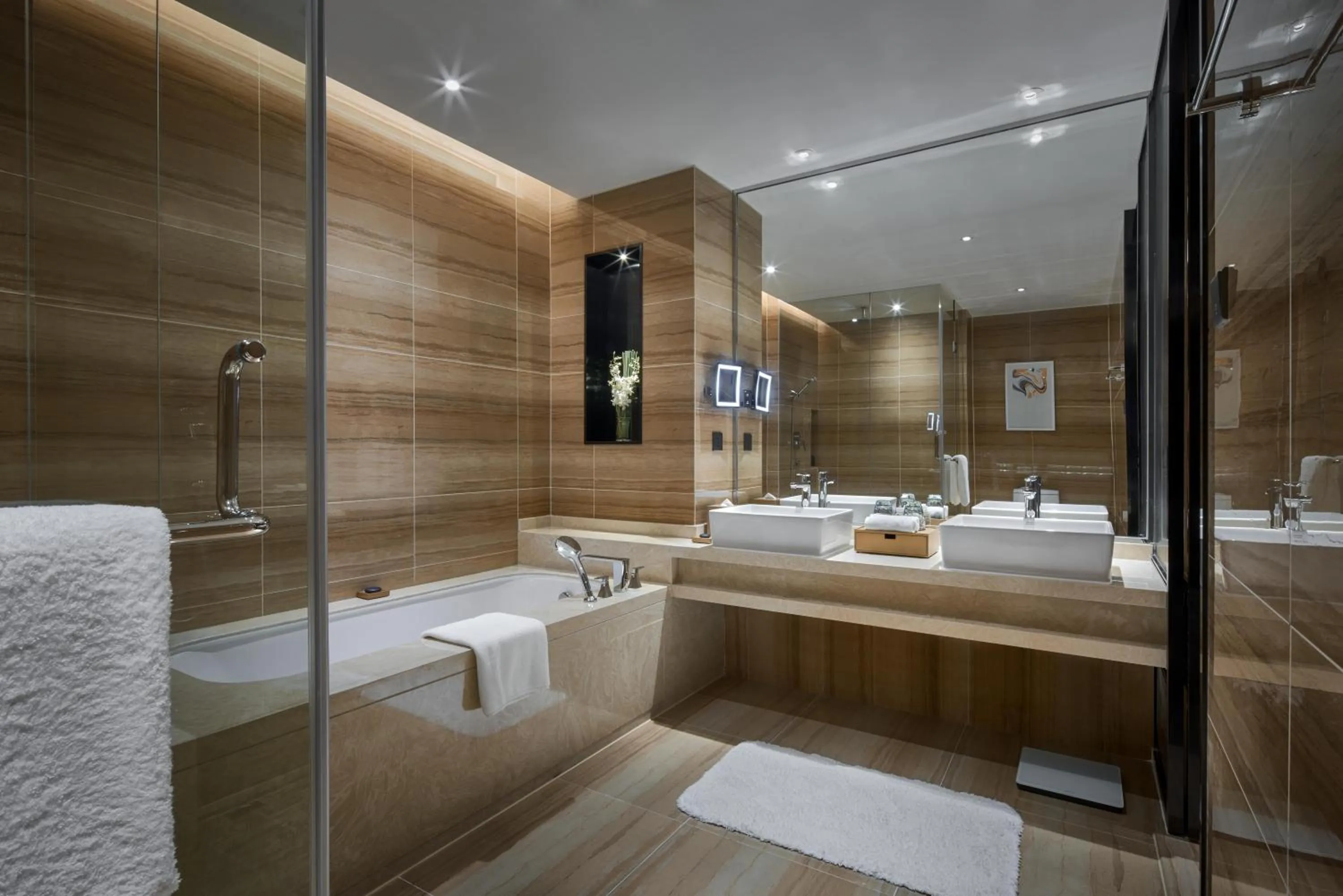 Shower in Primus Residence Shanghai Hongqiao