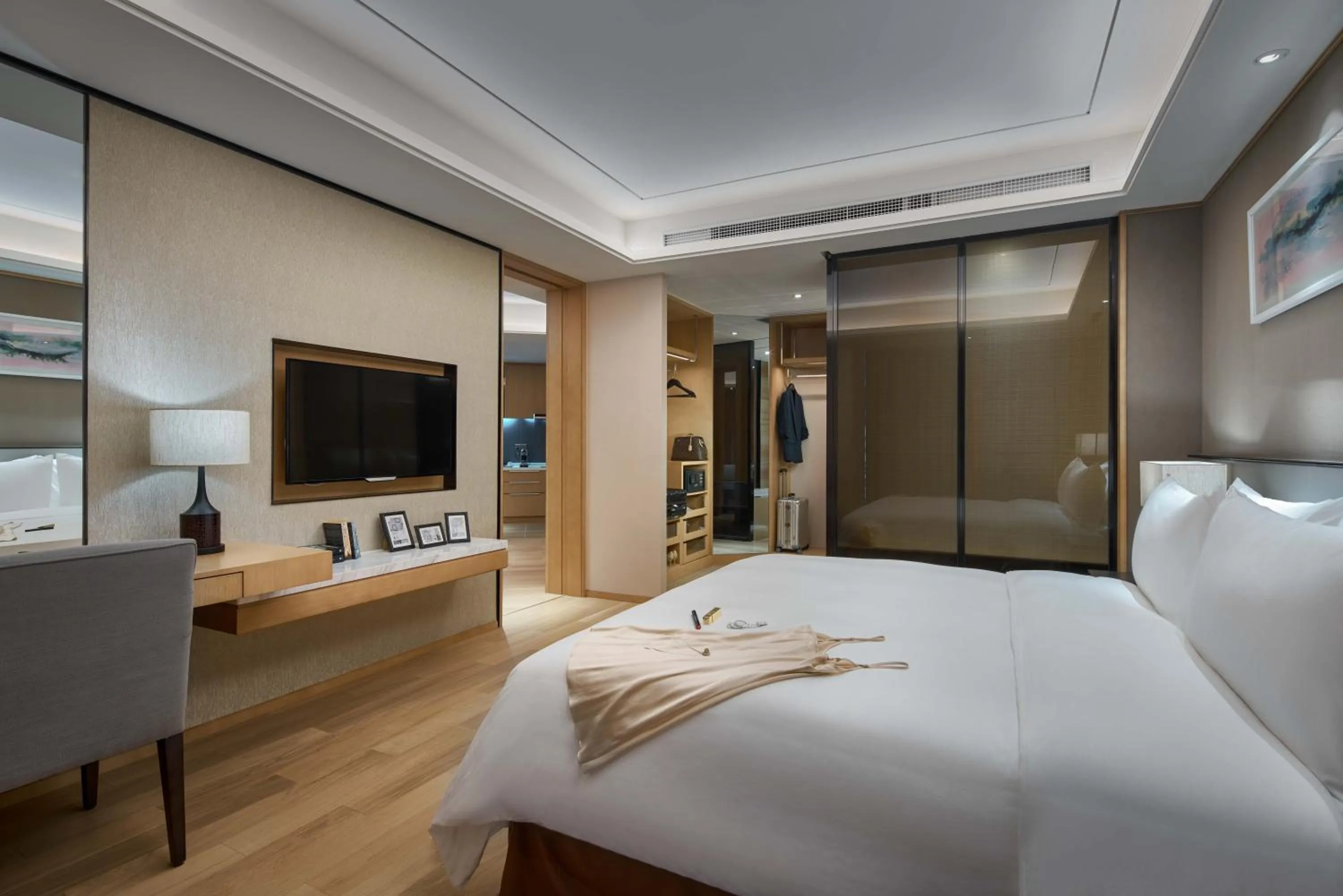 Bed in Primus Residence Shanghai Hongqiao