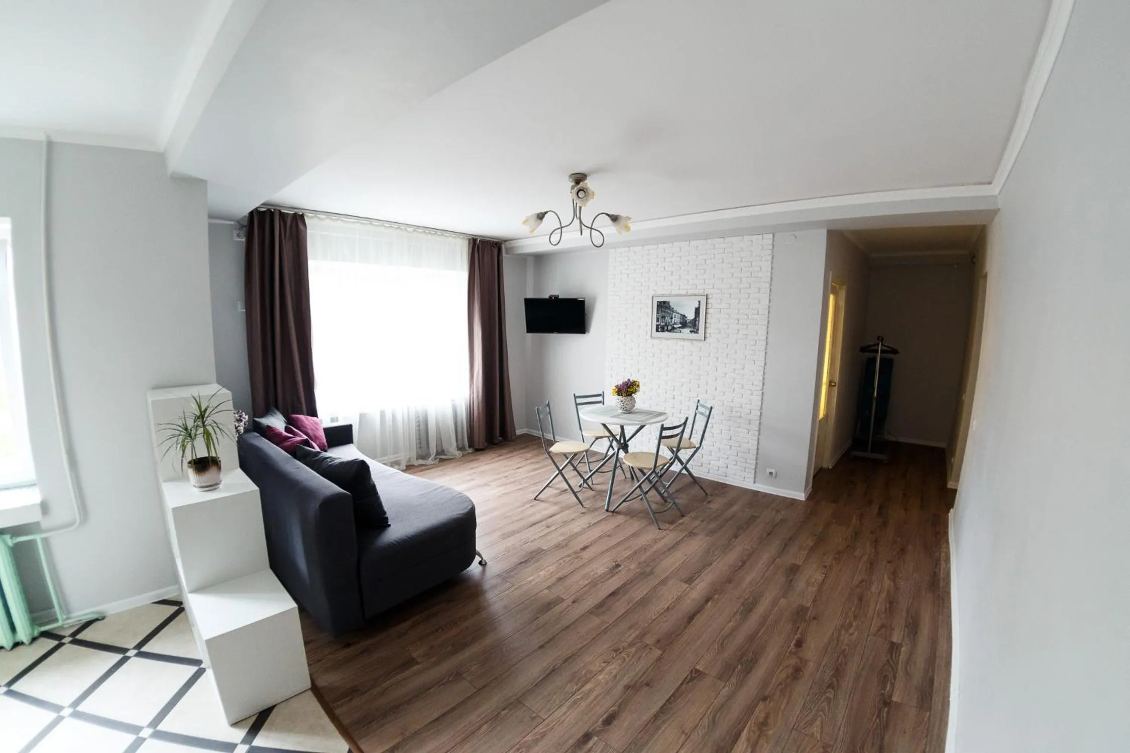 Chornovola Avenue Apartment