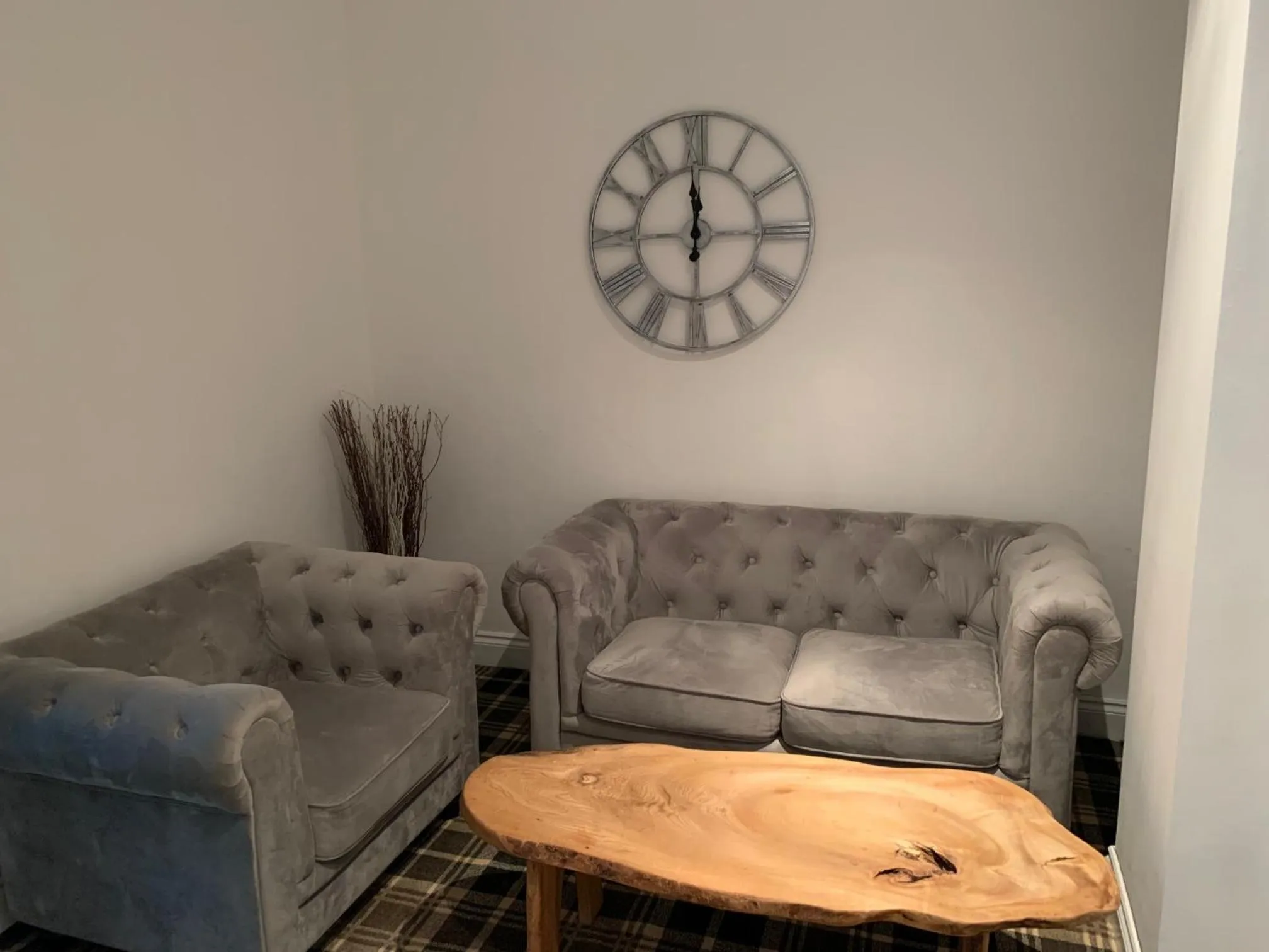 Living room in Crowwood Hotel and Alba Restaurant