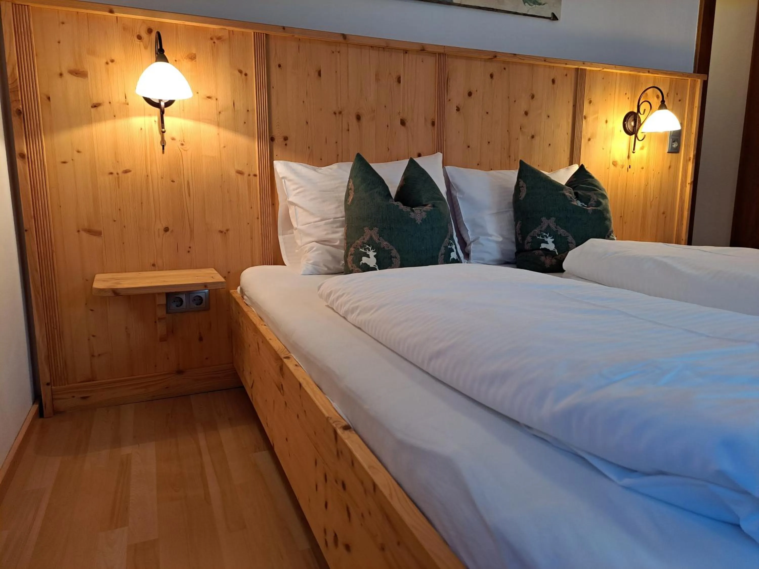 TV and multimedia, Bed in Gasthof Stauder