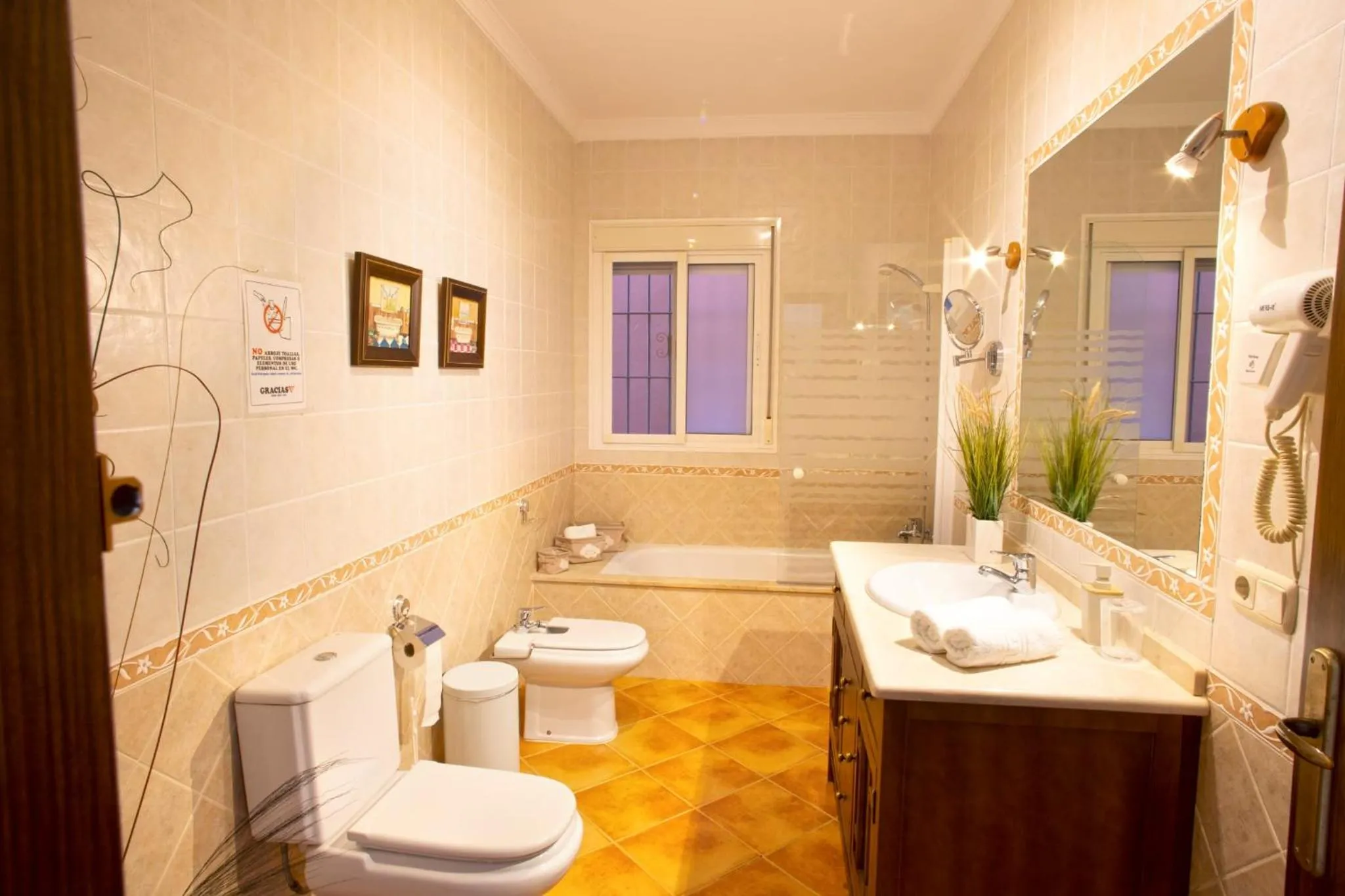 Bathroom in Casa Rural Los Niños