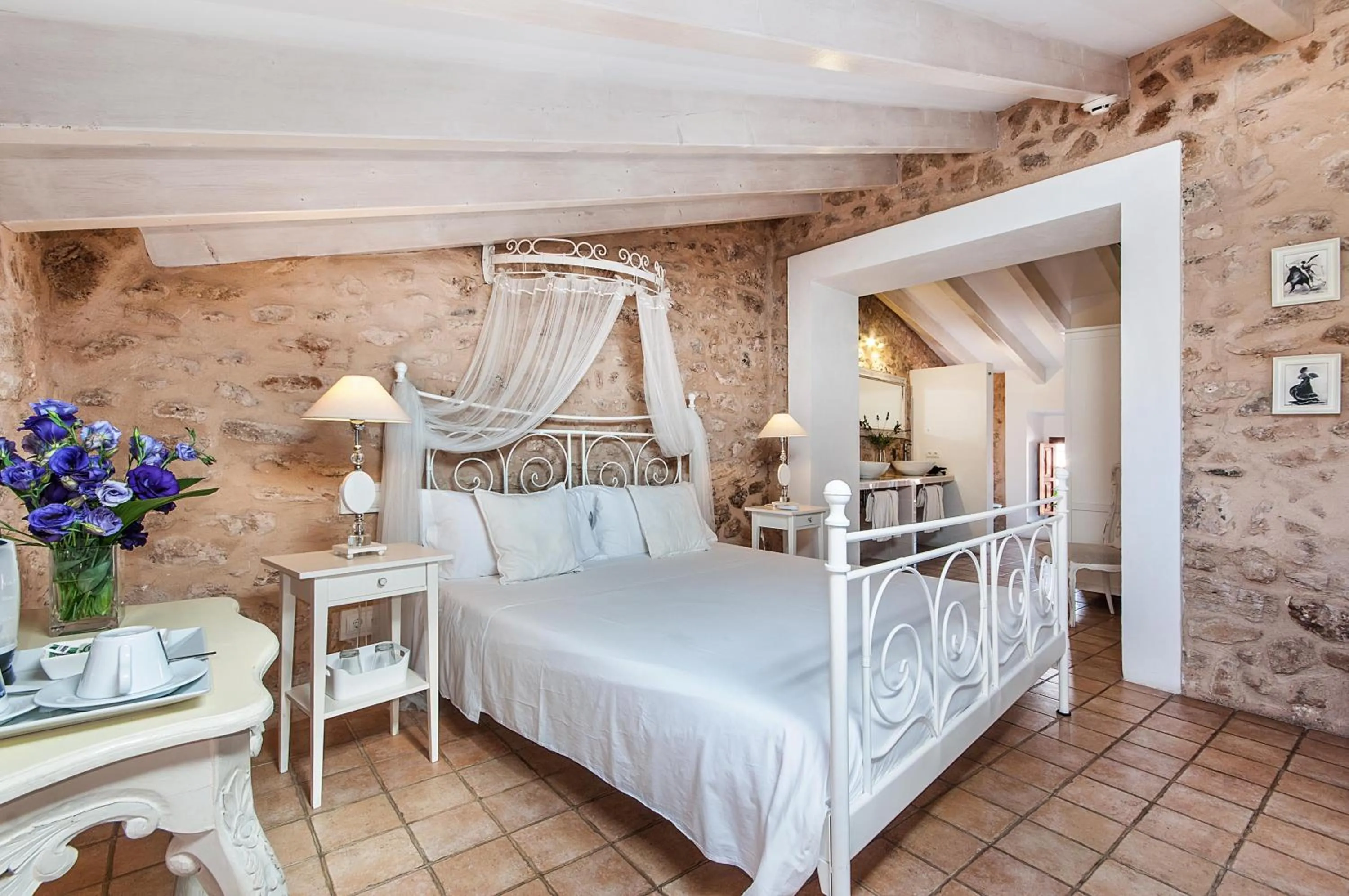 Photo of the whole room, Bed in Ca´n Pere