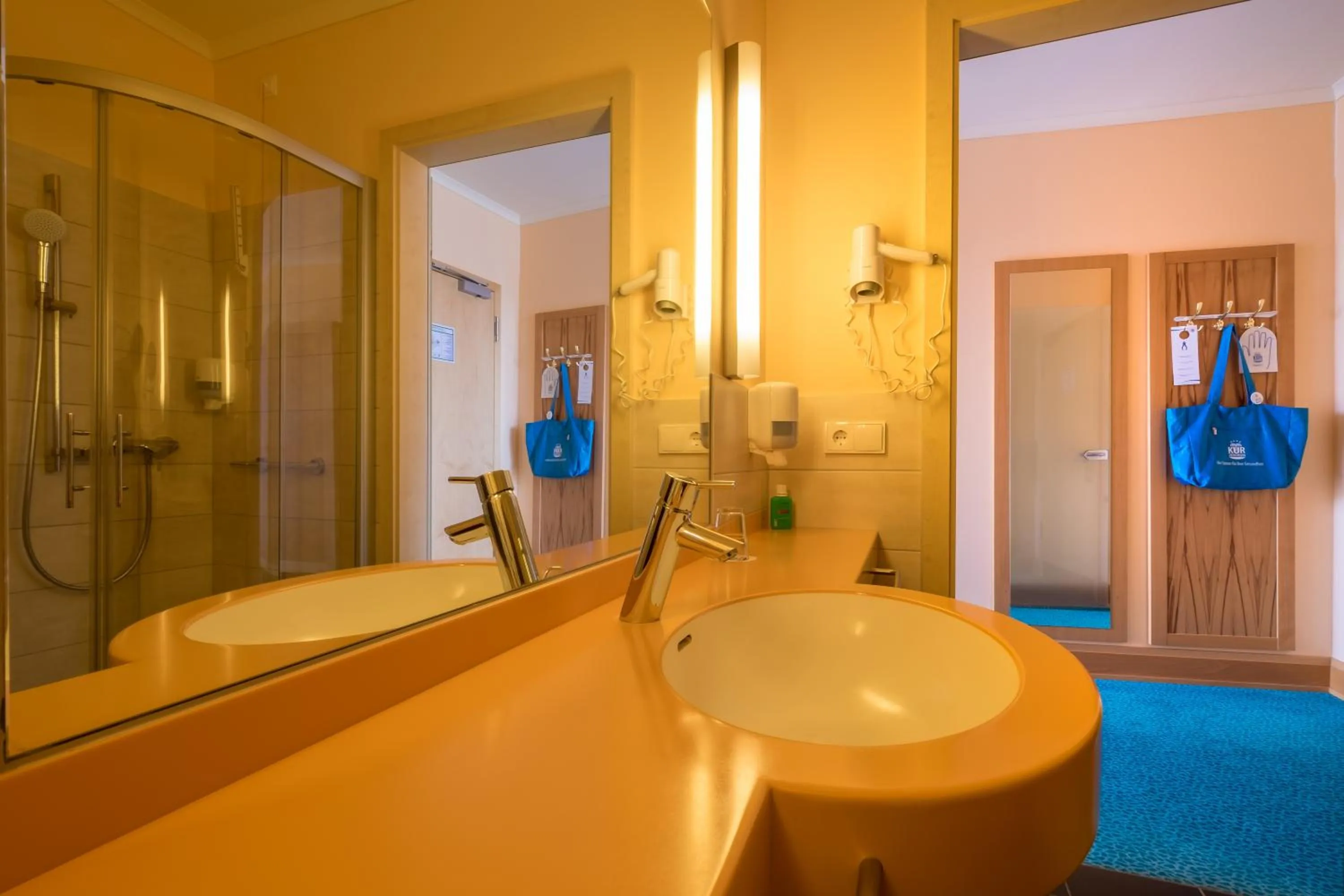 Bathroom in Kurzentrum Waren (Müritz)