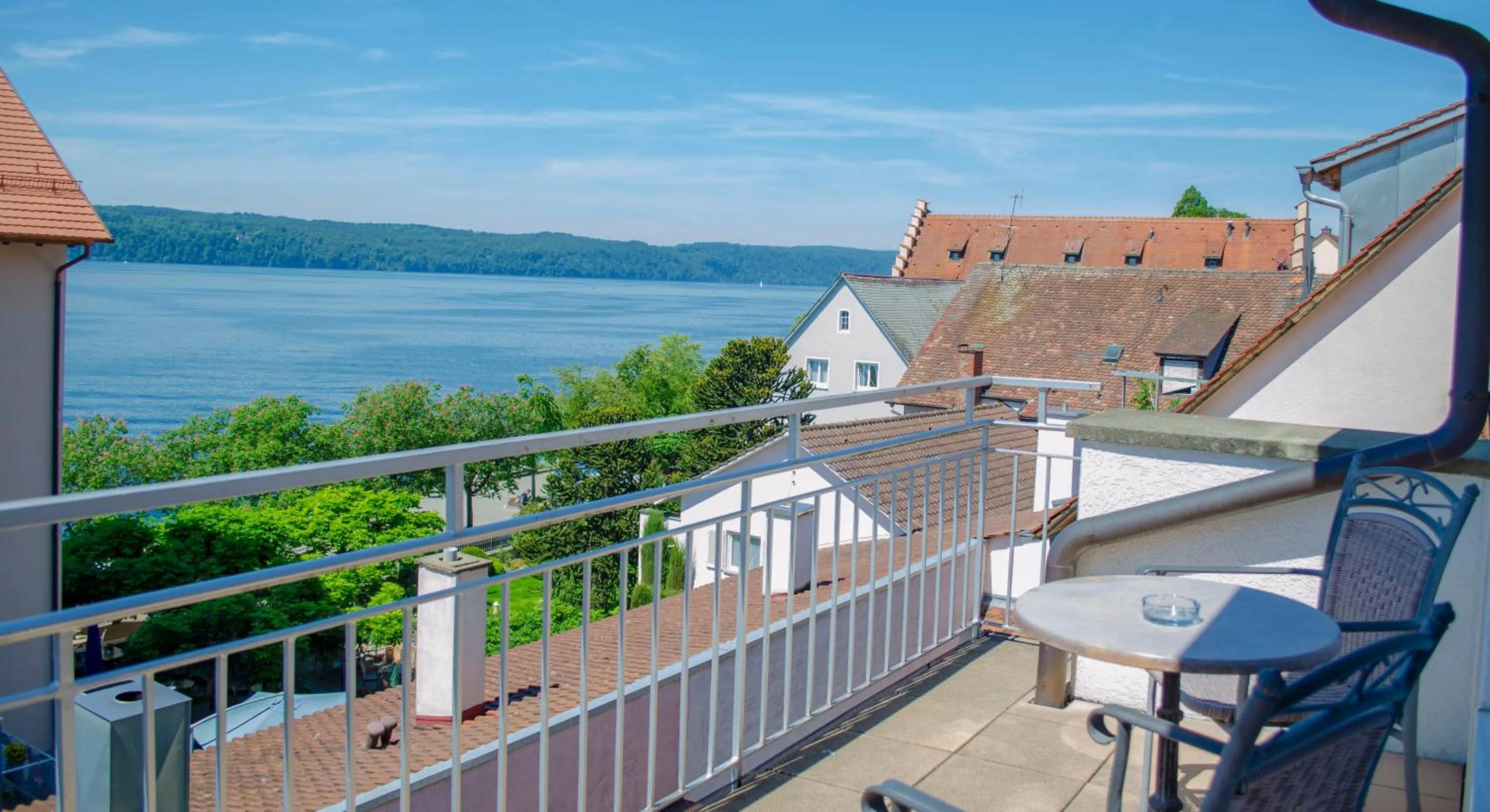 Lake view in Hotel Capri