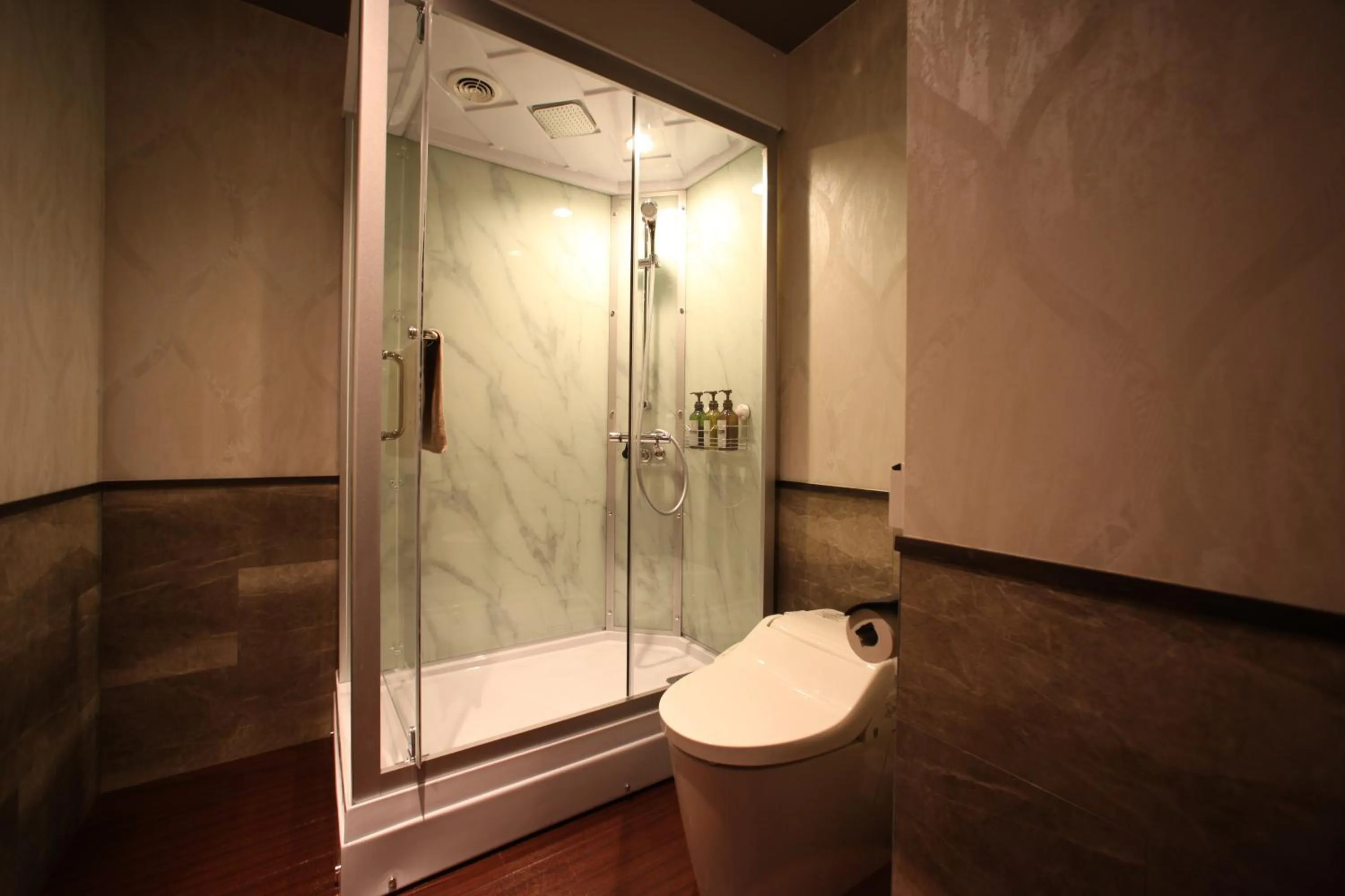 Toilet in Kojohama Onsen Hotel