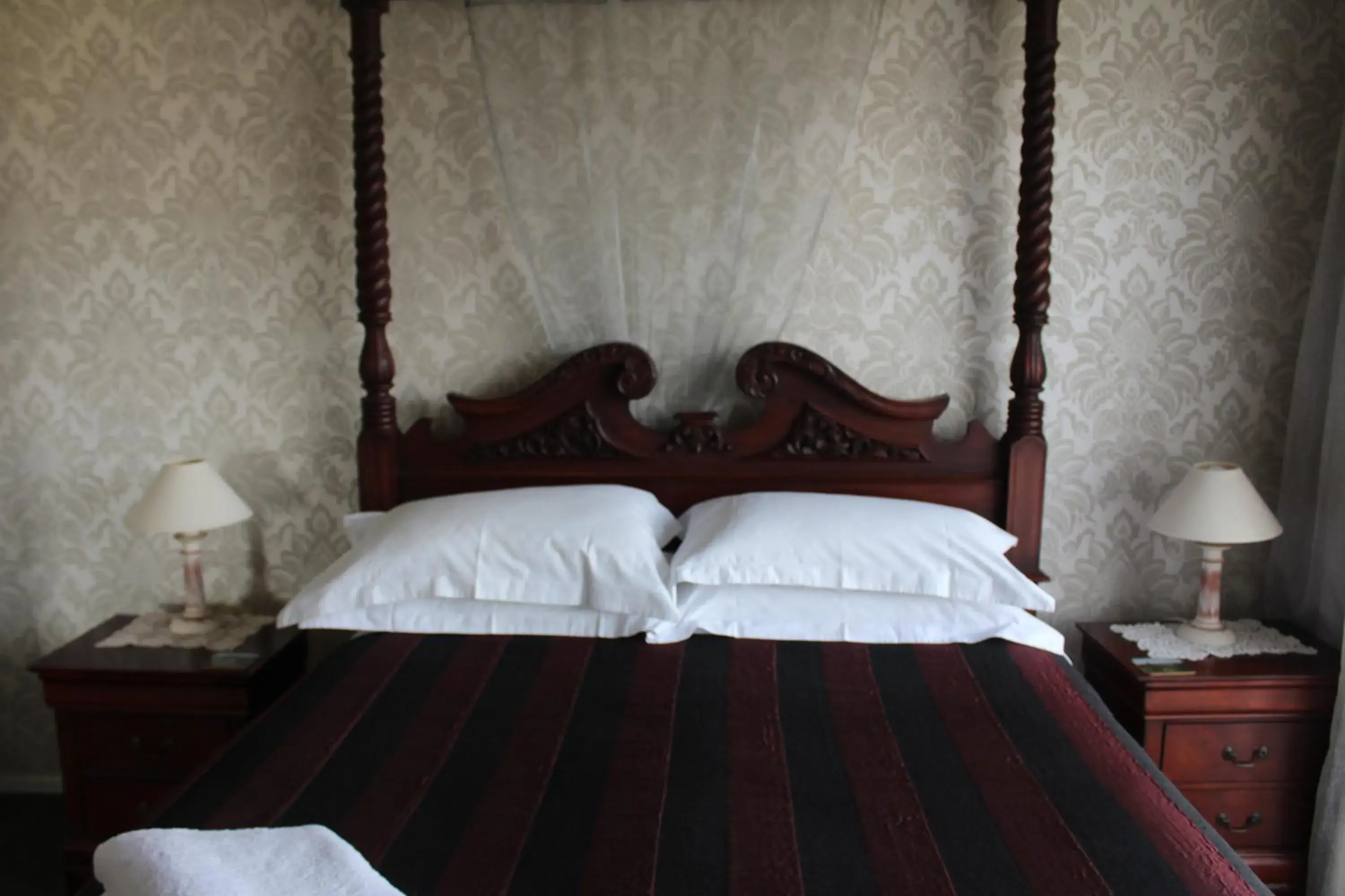 Bed in The Mackenzie Suites Bed in The Mackenzie Suites