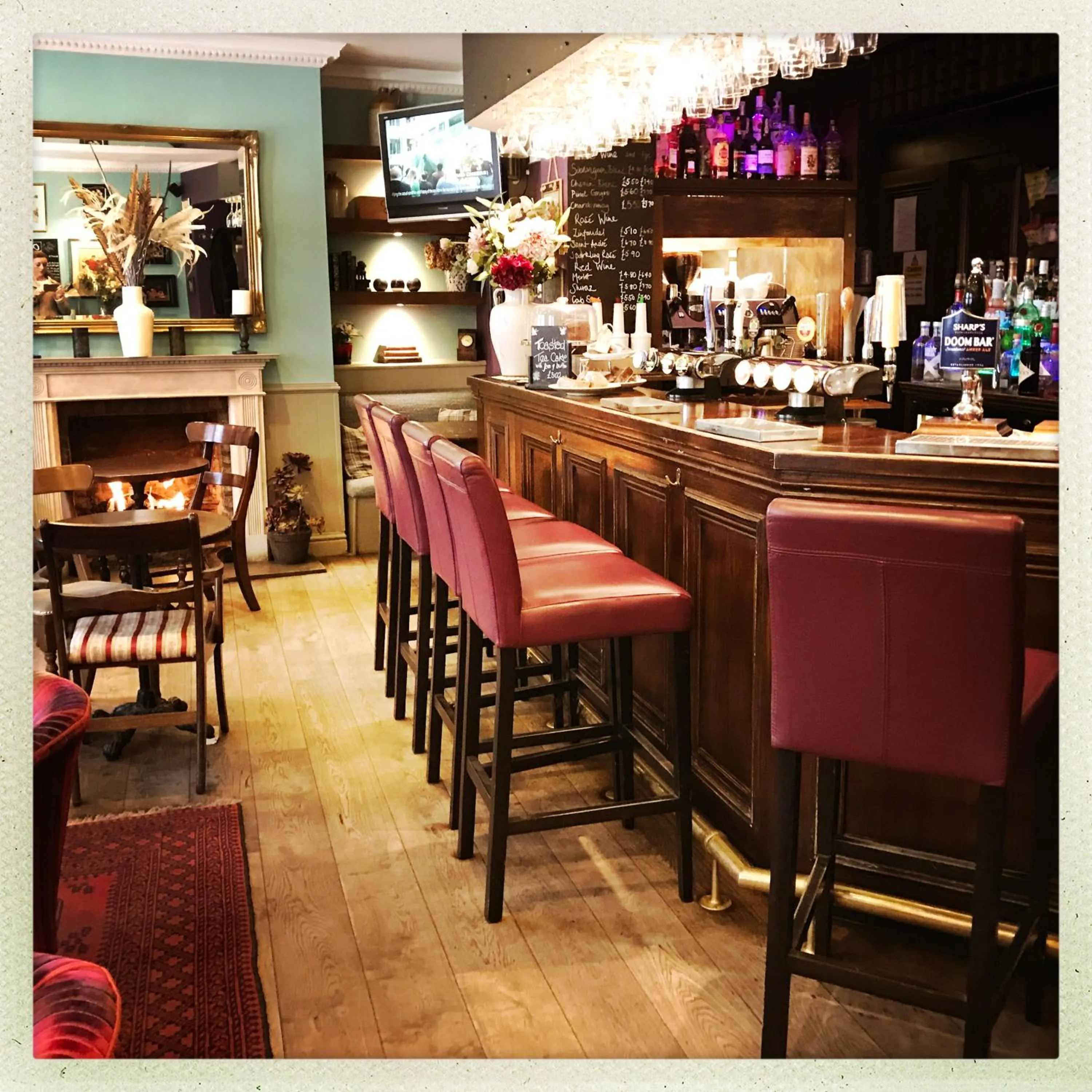 Lounge or bar in The Ormond At Tetbury