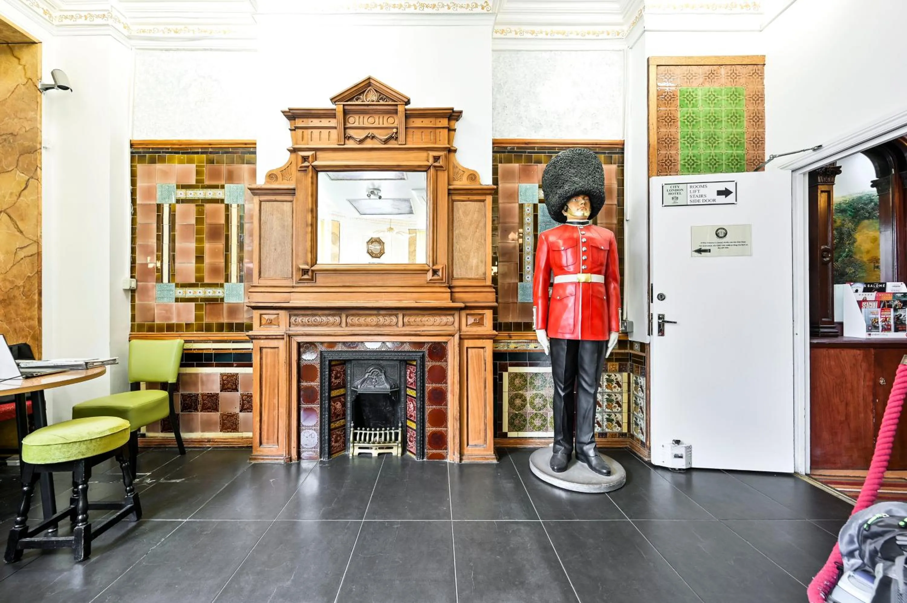 Lobby or reception in City London Hotel