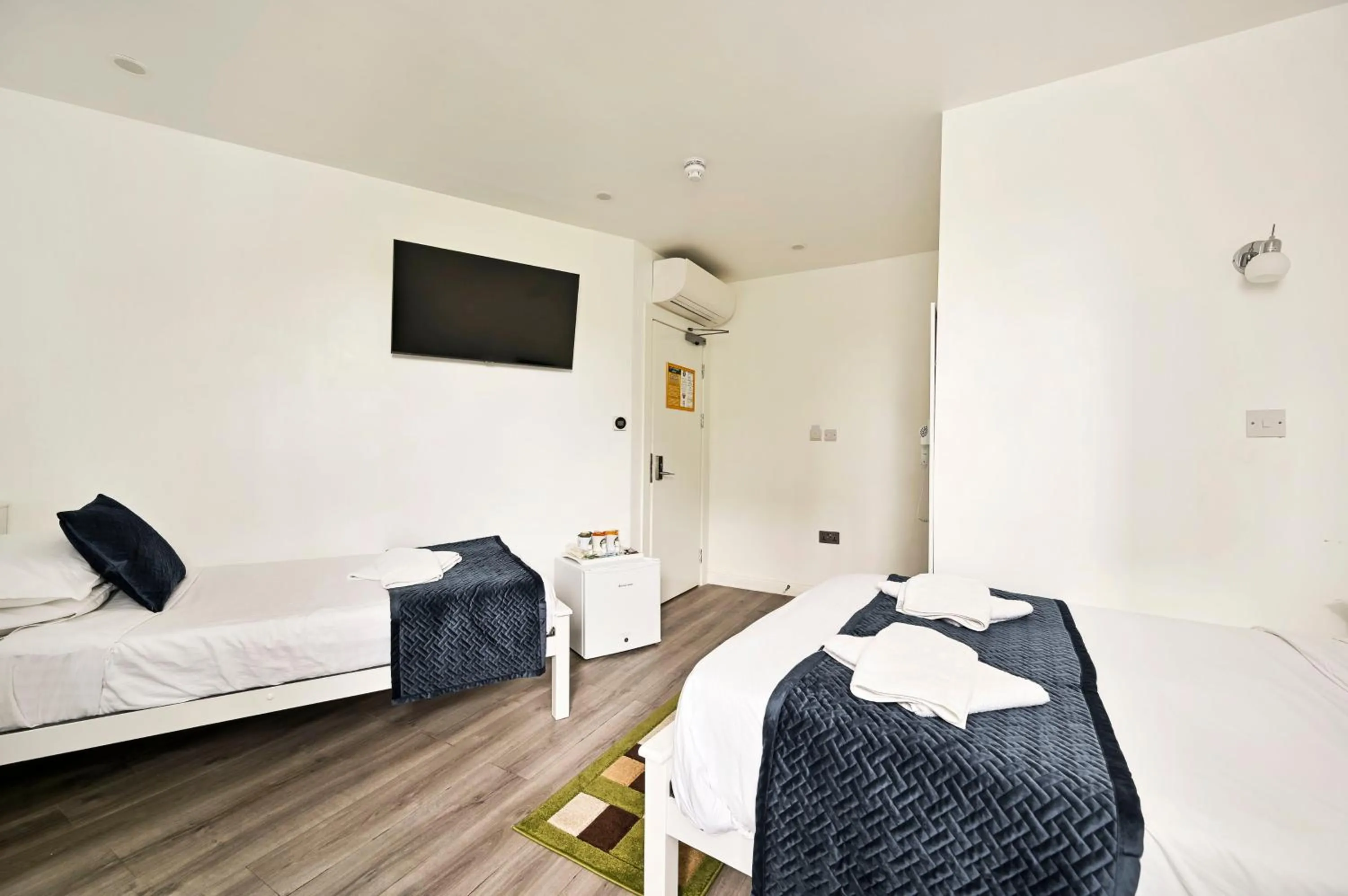 Bed in City London Hotel