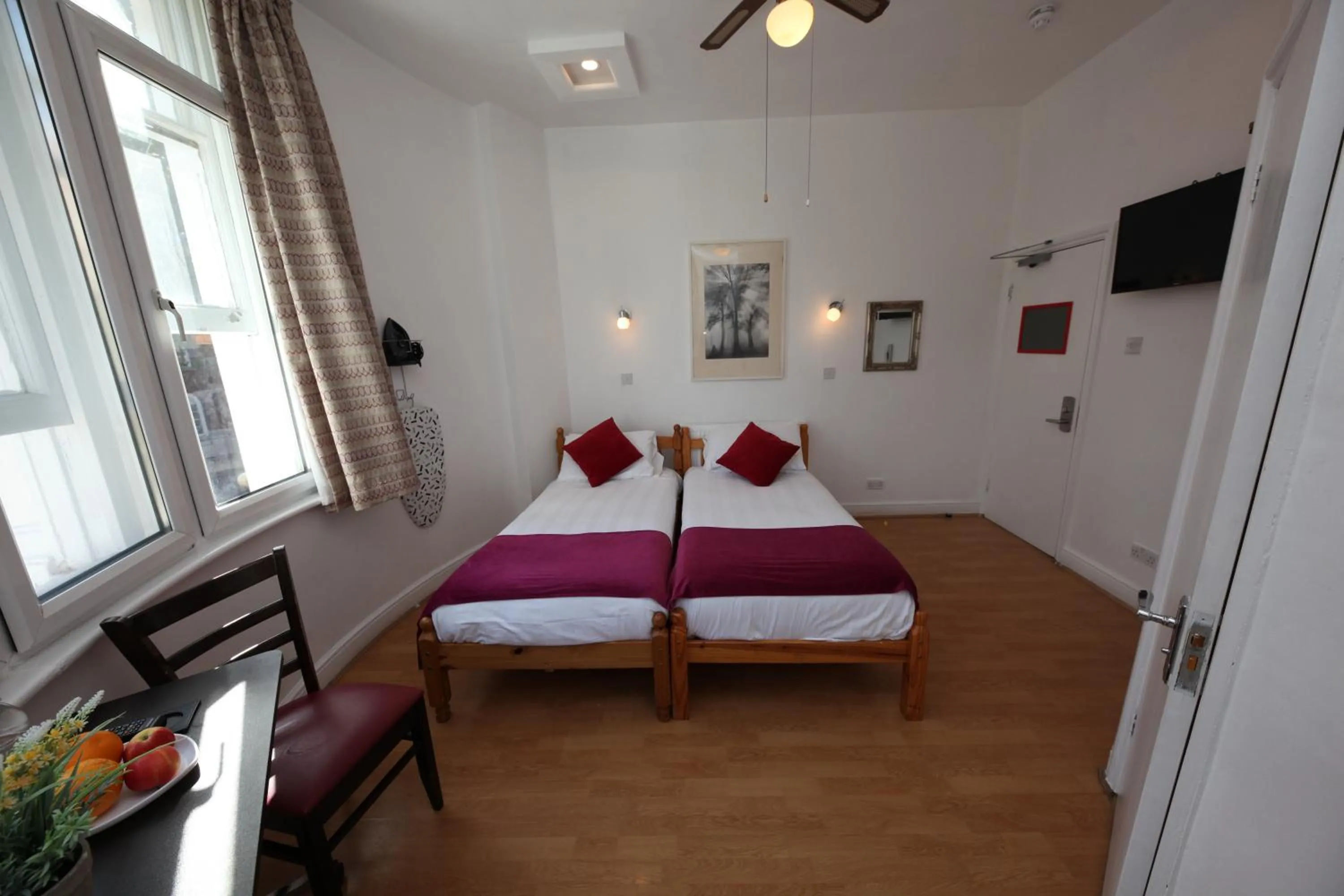 Bed in City London Hotel