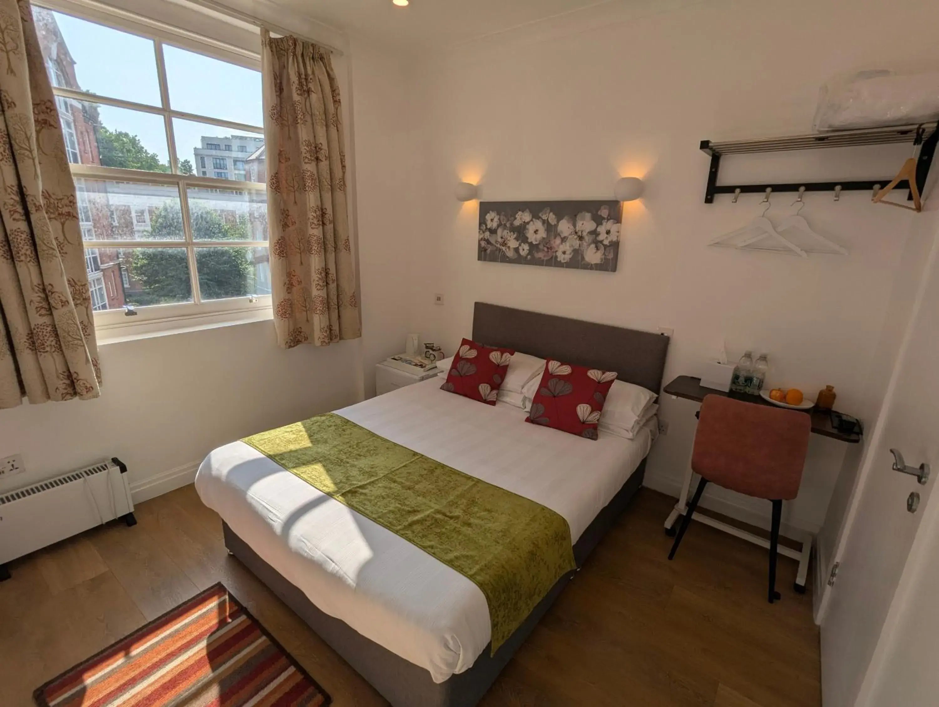 air conditioner, Bed in City London Hotel air conditioner, Bed in City London Hotel