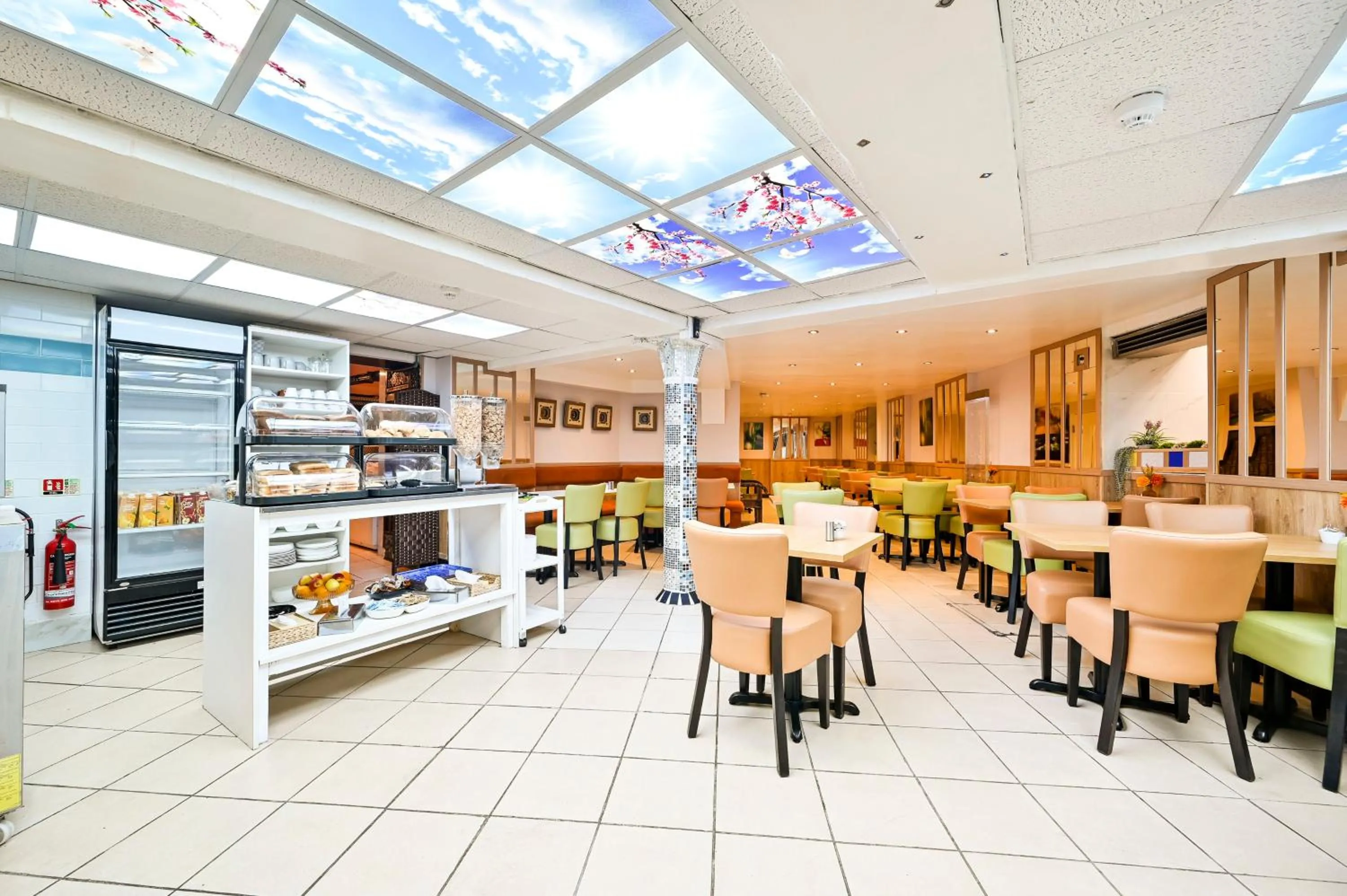 Continental breakfast in City London Hotel