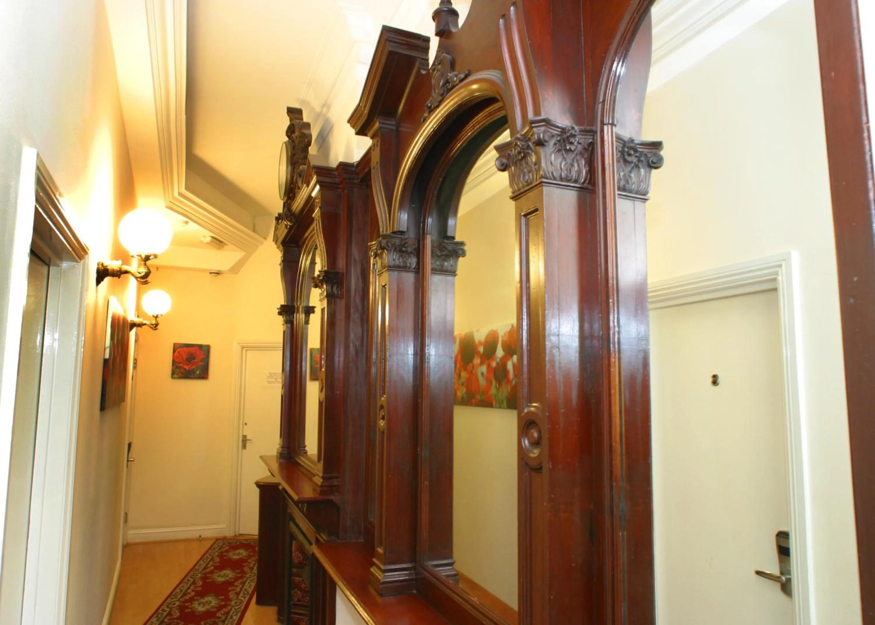 Lobby or reception in City London Hotel