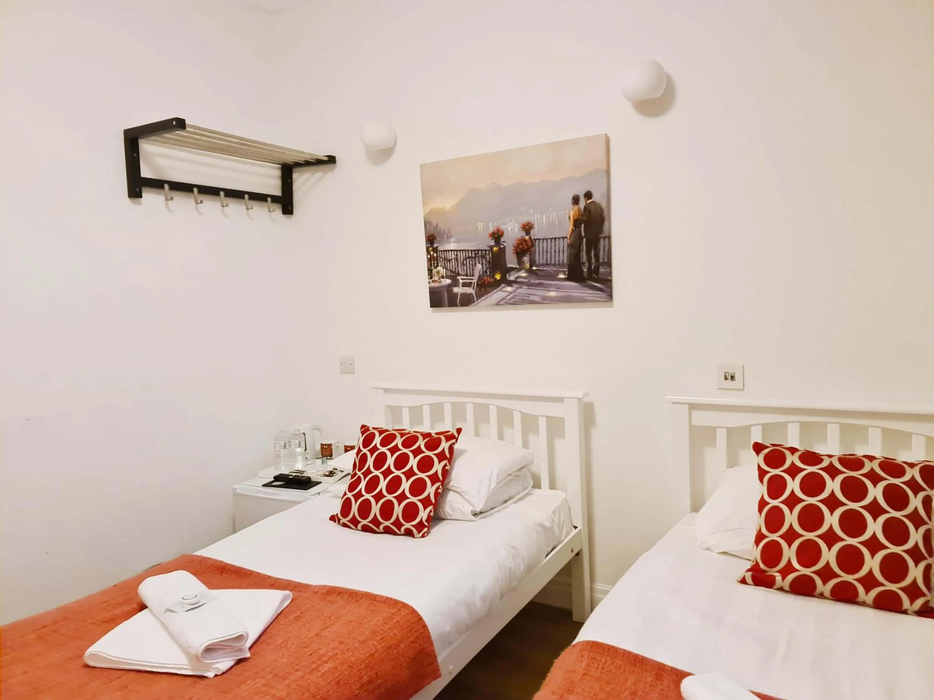 Bedroom, Bed in City London Hotel