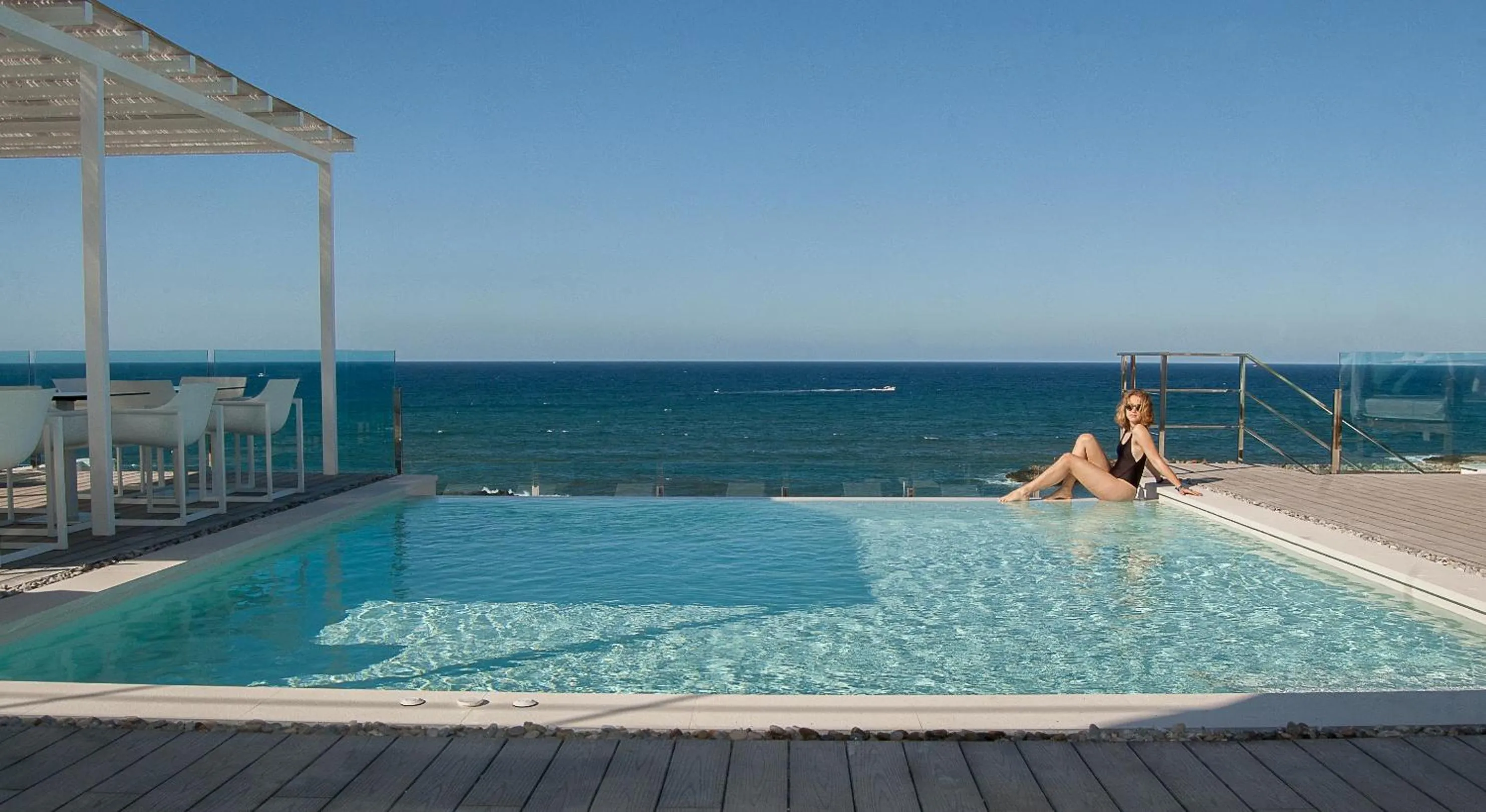 Swimming pool in BQ Aguamarina Boutique Hotel