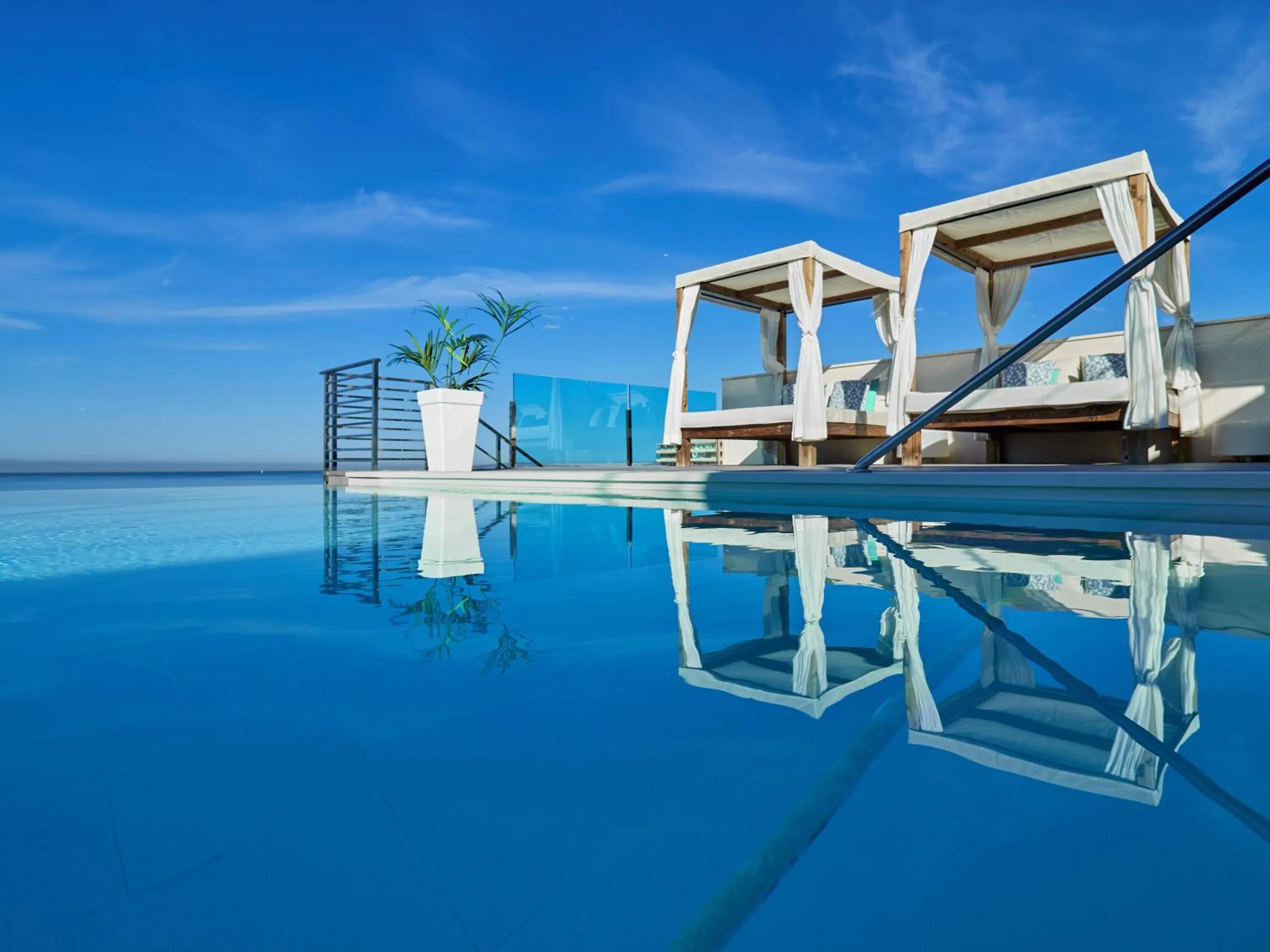Swimming pool in BQ Aguamarina Boutique Hotel