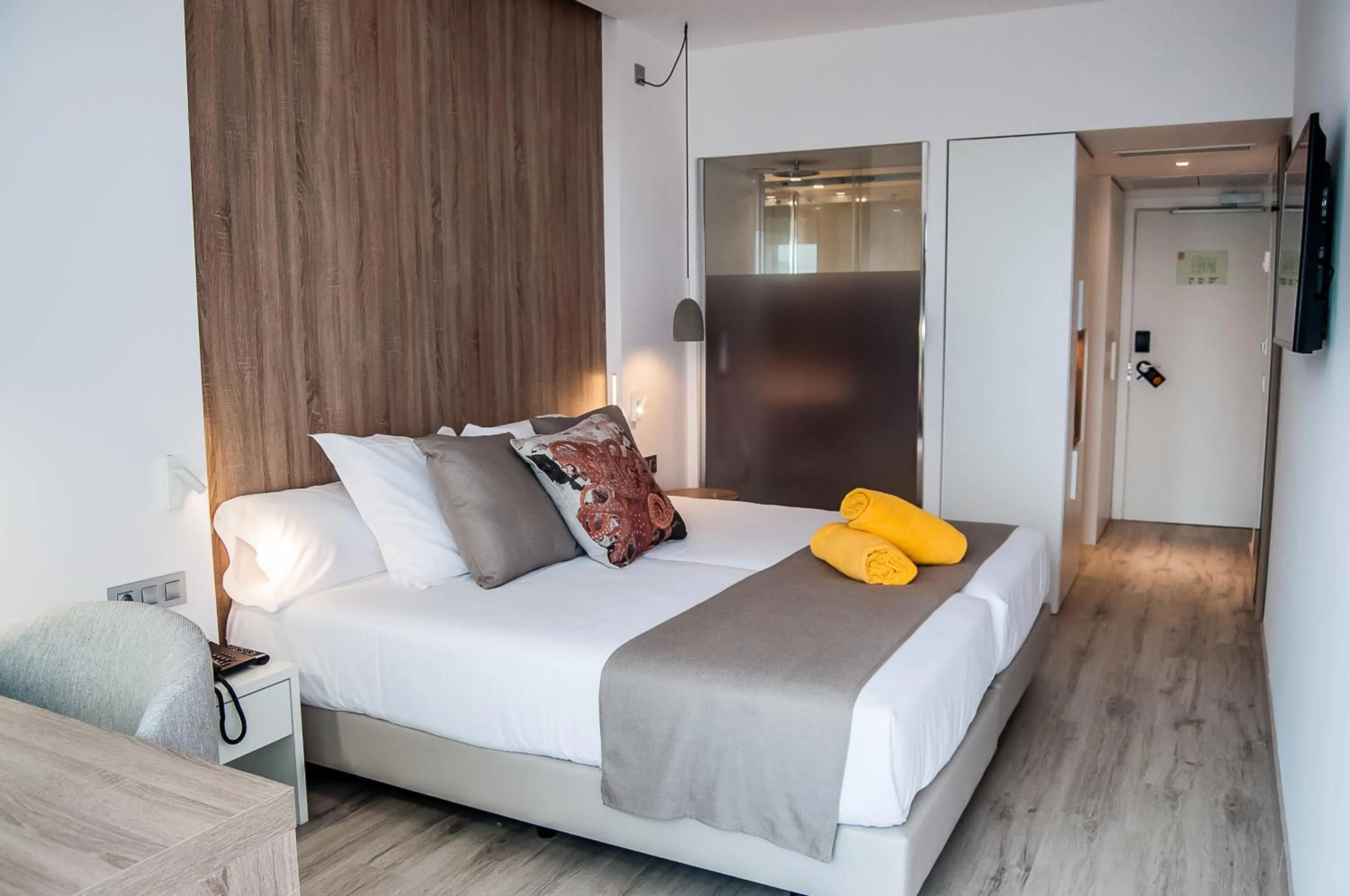 Bedroom, Bed in BQ Aguamarina Boutique Hotel